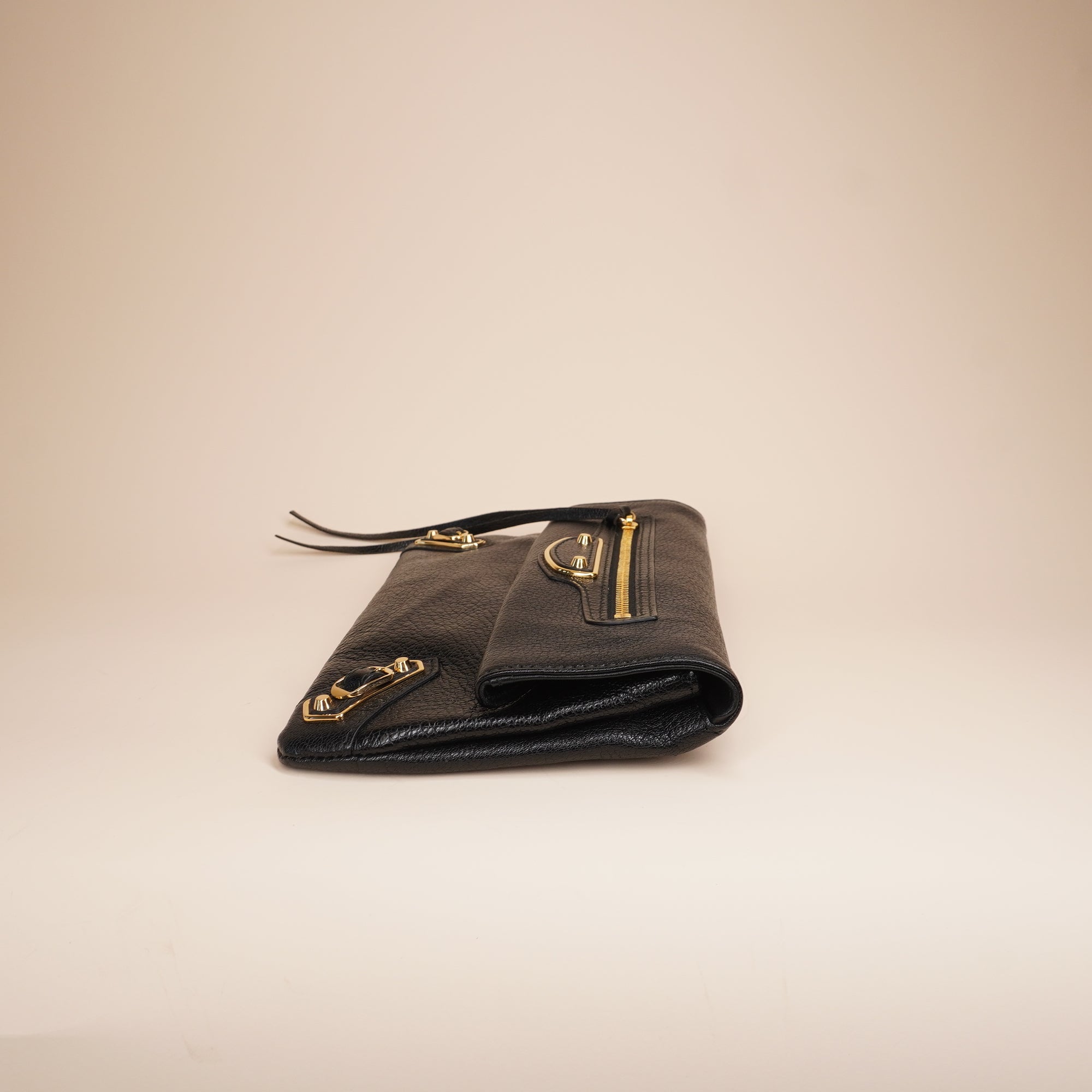 PRE-OWNED Chevre Gold Metallic Edge Hardware Envelope Clutch Black
