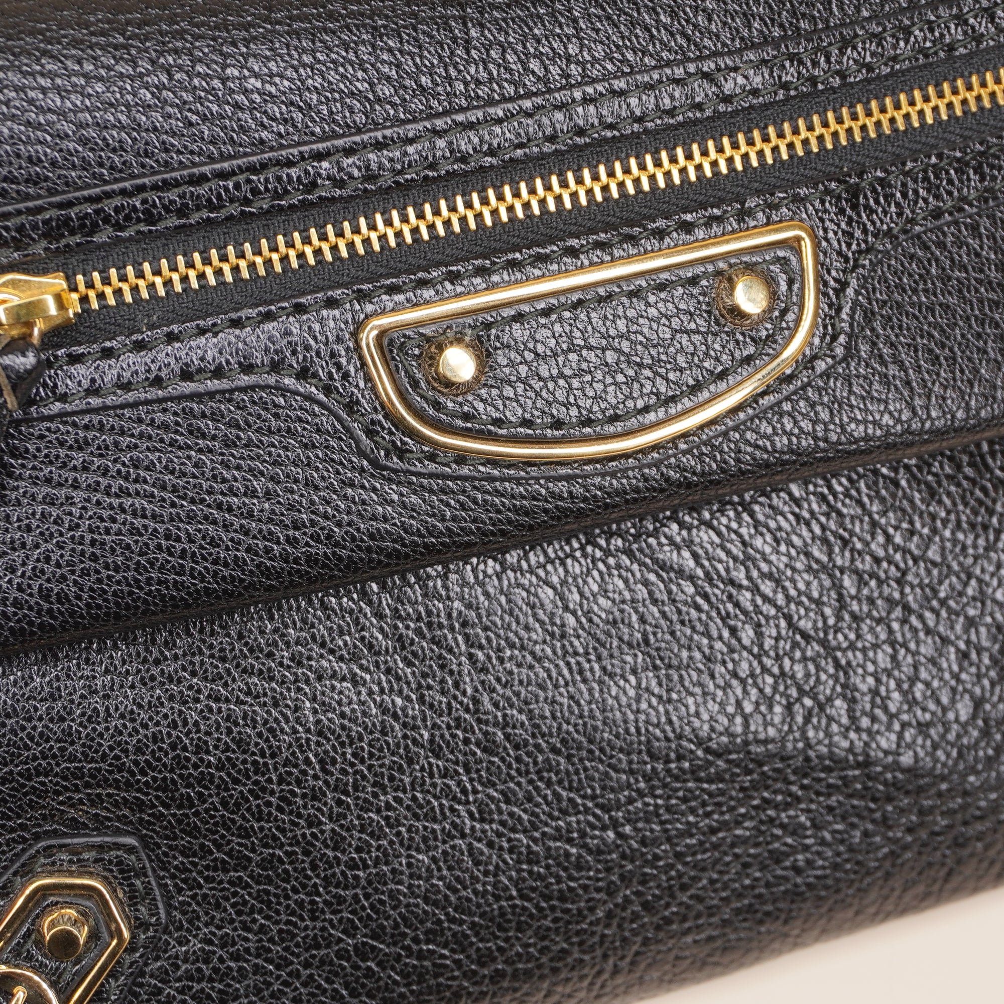 PRE-OWNED Chevre Gold Metallic Edge Hardware Envelope Clutch Black