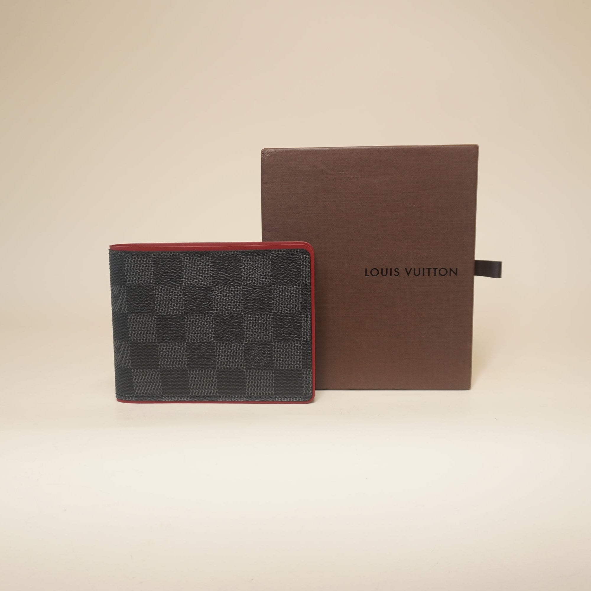 PRE-OWNED Damier Graphite Multiple Wallet Bordeaux