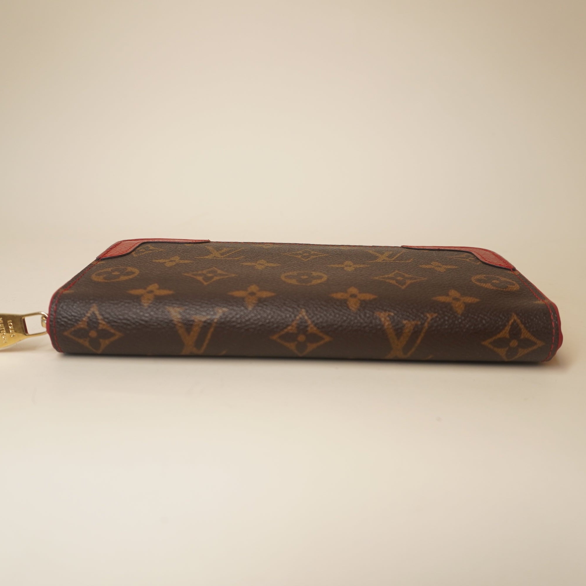 PRE-OWNED Long Wallet Monogram Zippy Retiro