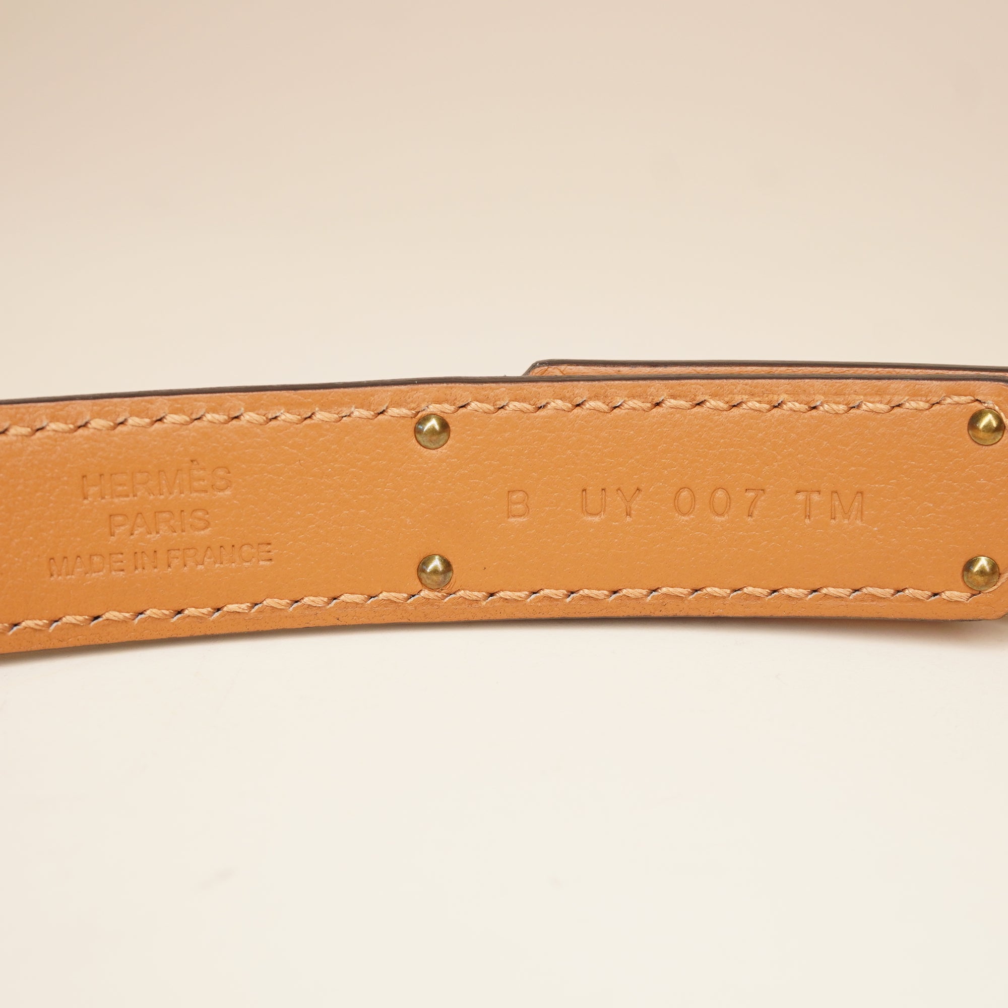 PRE-OWNED Gold Epsom Leather Gold Tone Finish Kelly 18 Adjustable Belt