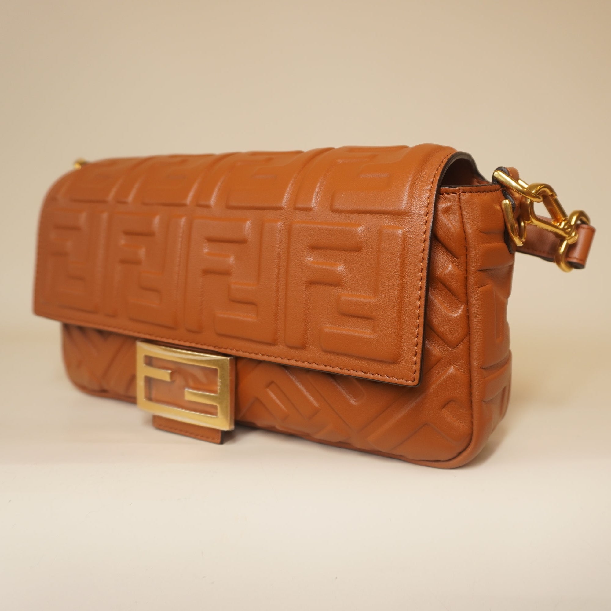 PRE-OWNED Baguette Brown Calfskin Shoulder Bag