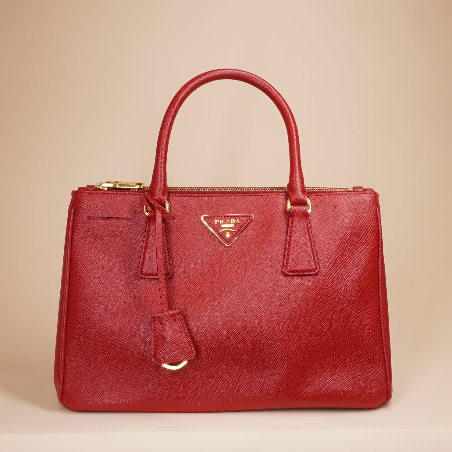 PRE-OWNED Red Saffiano Lux Leather Small Galleria Double Zip Tote