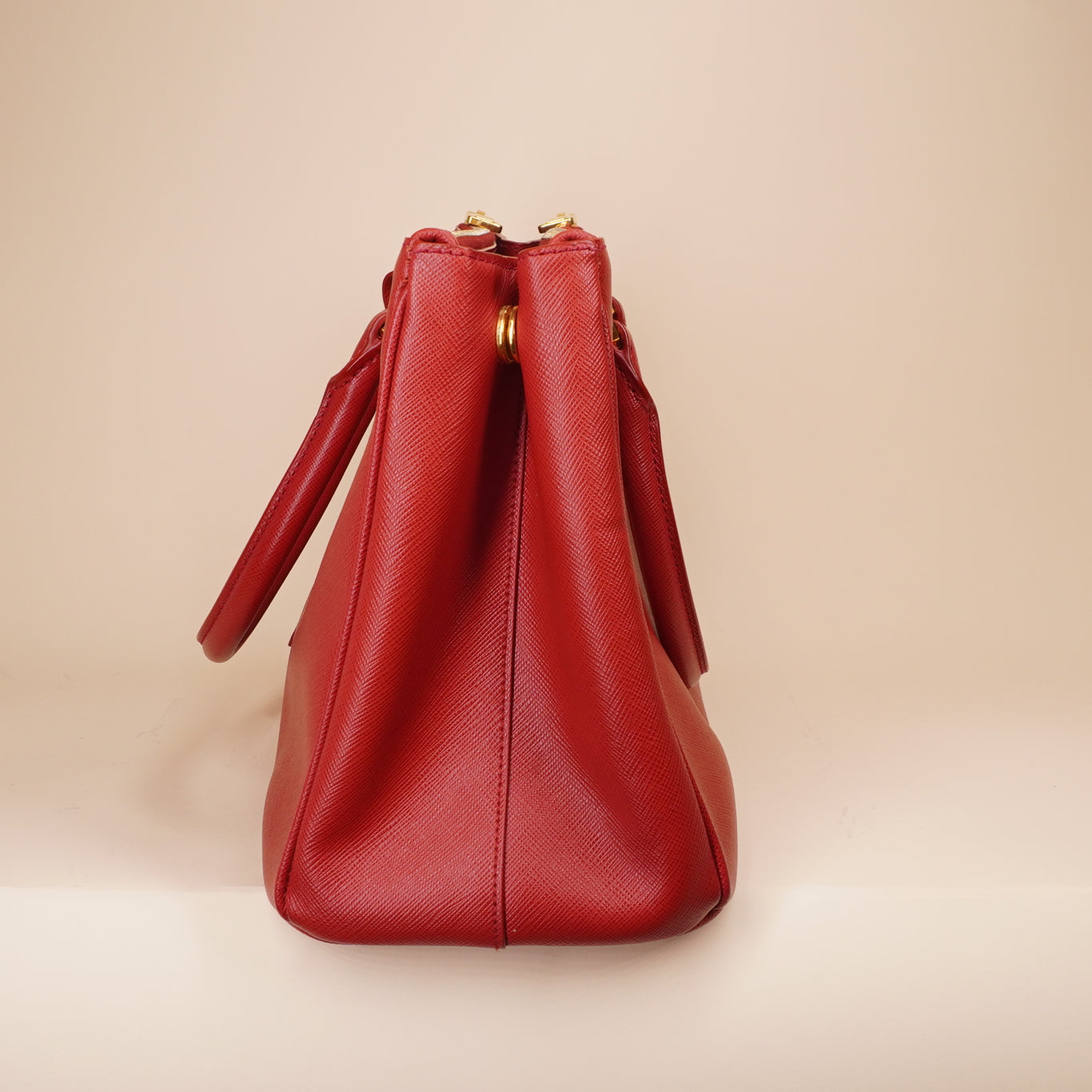 PRE-OWNED Red Saffiano Lux Leather Small Galleria Double Zip Tote