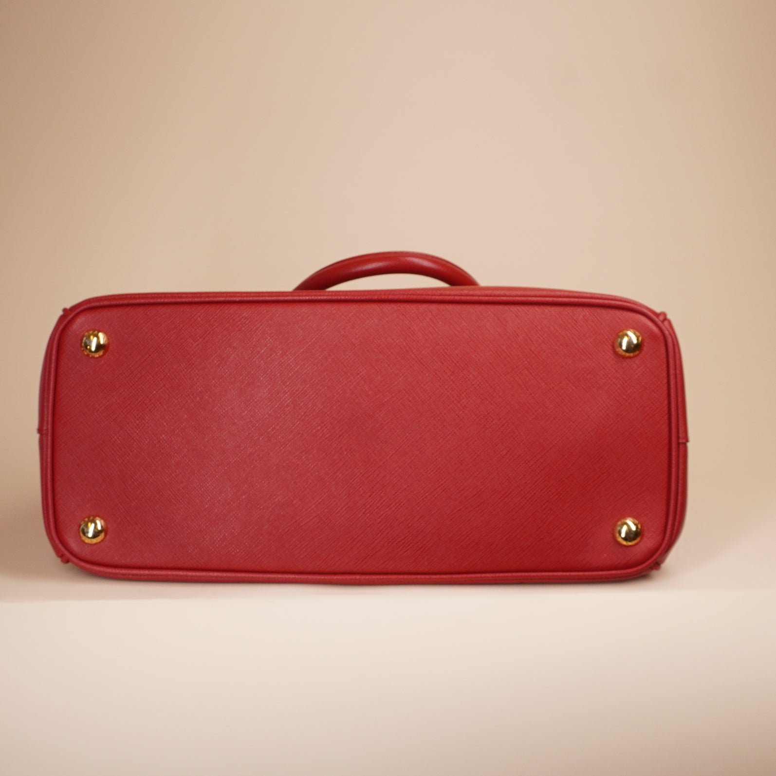 PRE-OWNED Red Saffiano Lux Leather Small Galleria Double Zip Tote