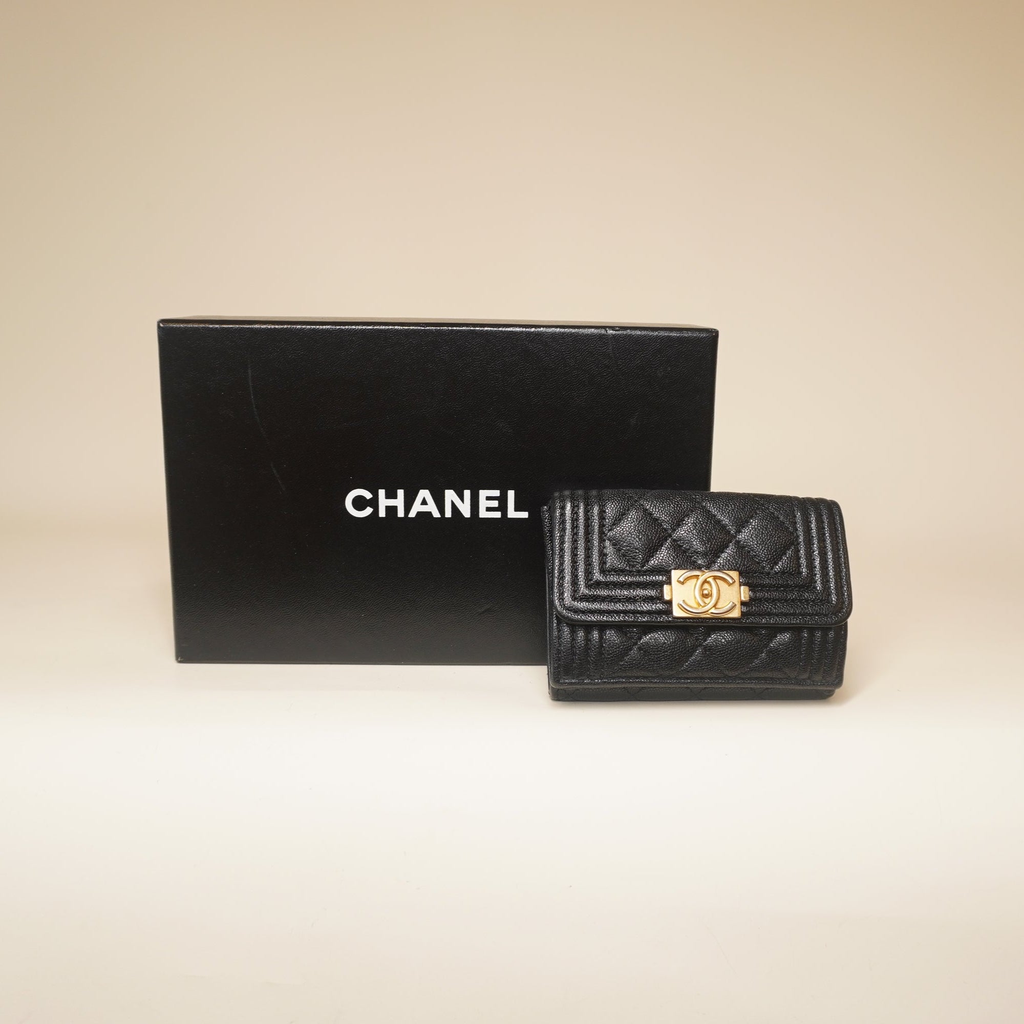 PRE-OWNED Le Boy Black Caviar Compact wallet