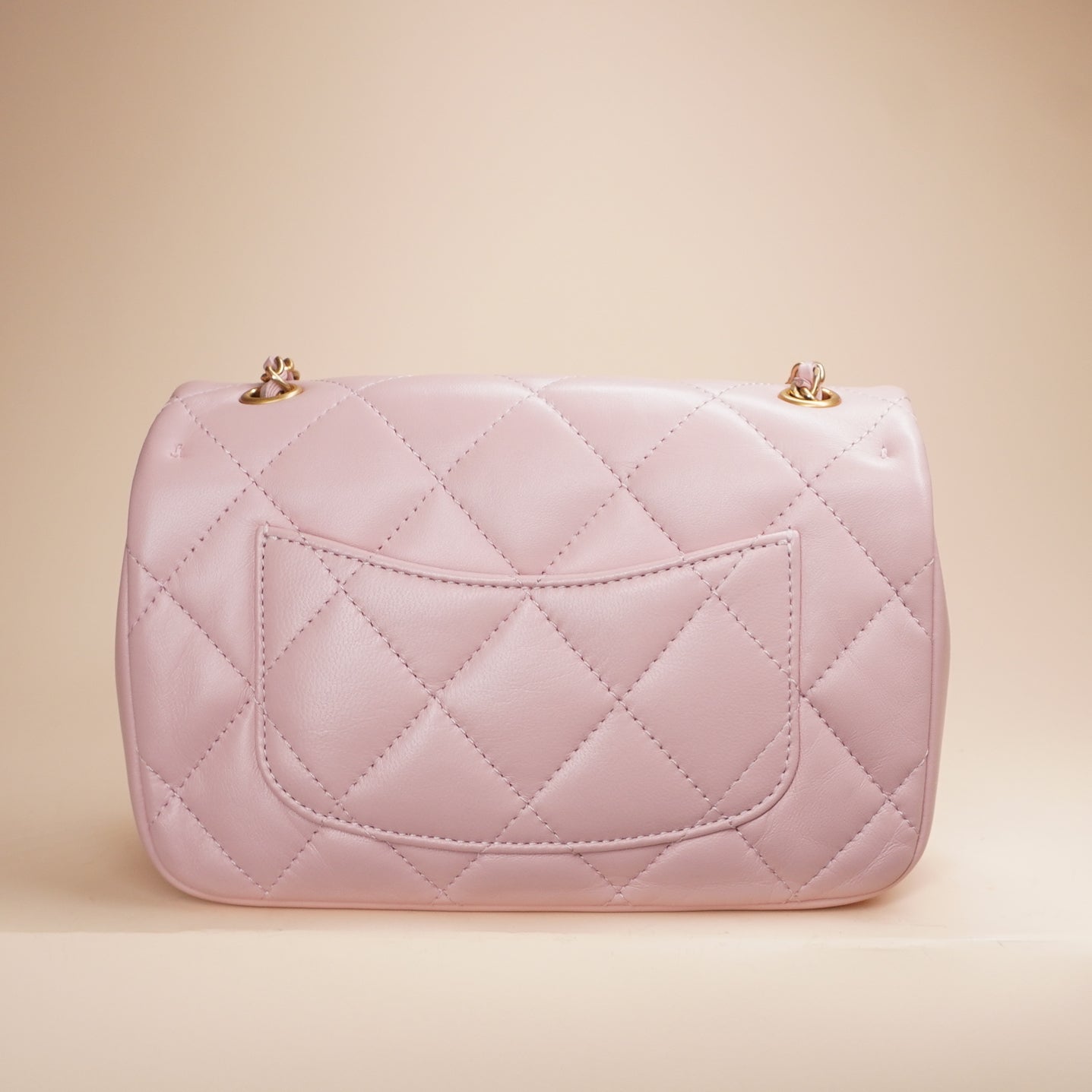 PRE-OWNED CC Pink Lambskin Quilted Mini Heart Charms Flap Crossbody Bag