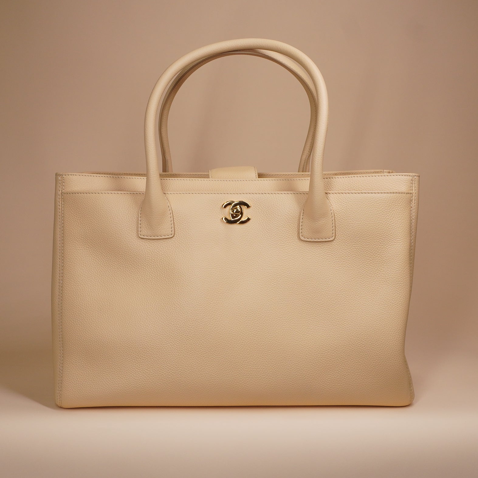 PRE-OWNED CC Calfskin Cerf Executive Shopper Tote Beige Clair