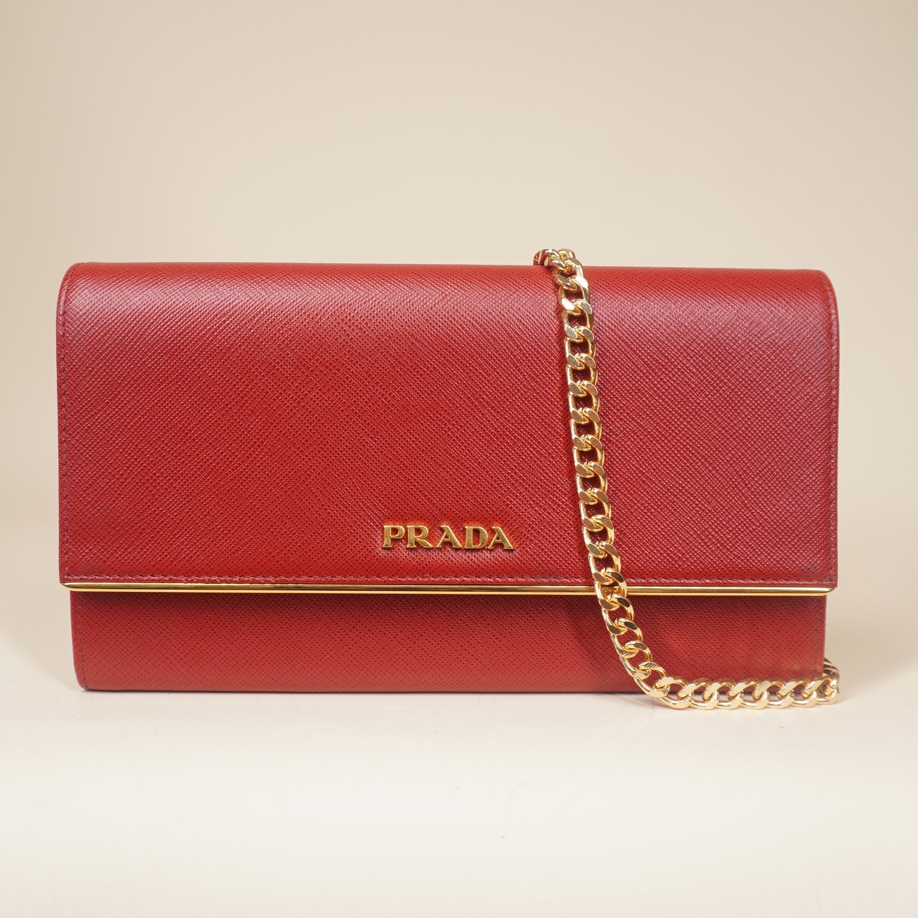 PRE-OWNED Red Saffiano Metal Bar Chain Wallet Fuoco