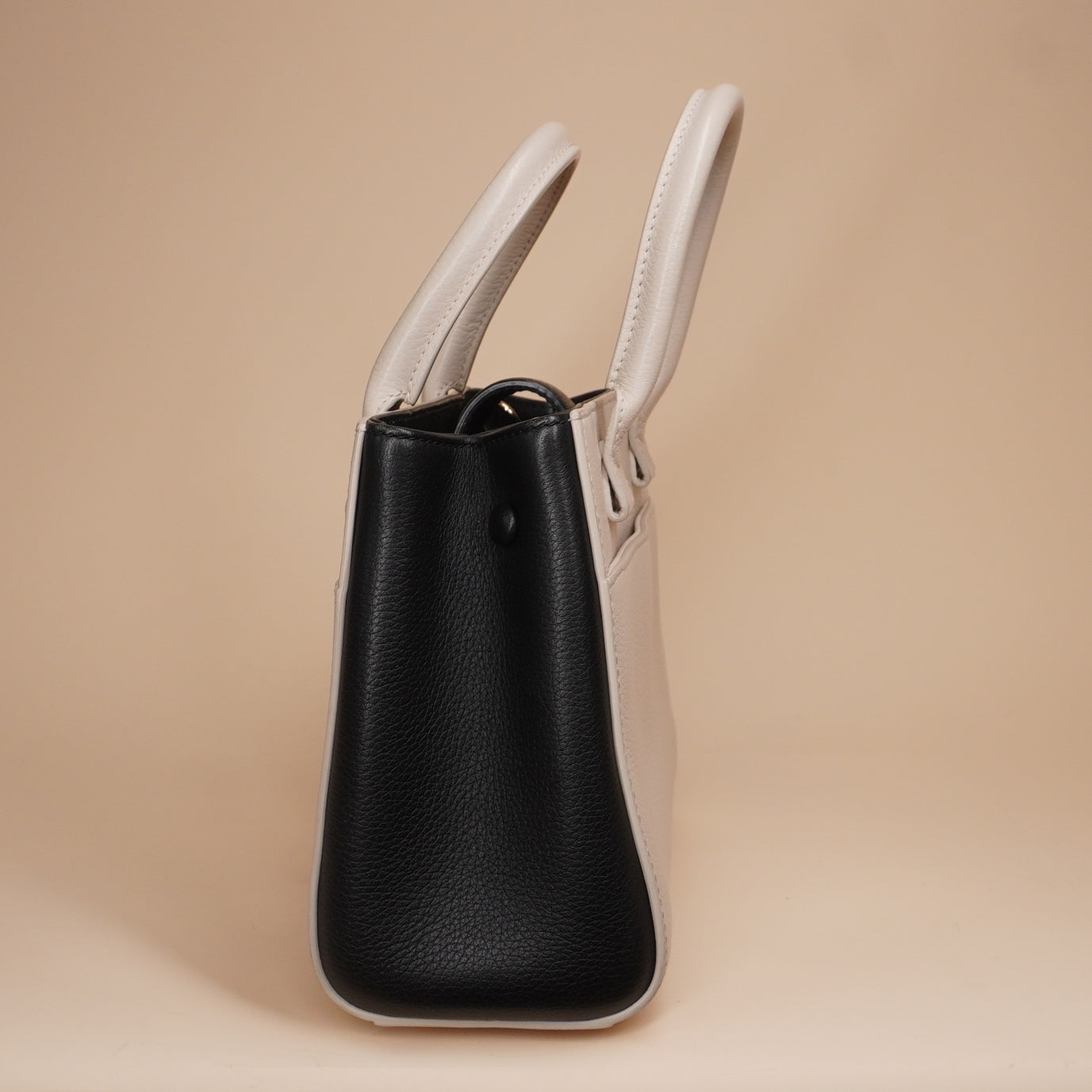 PRE-OWNED CC Bicolor Small Neo Executive Tote Shoulder Bag