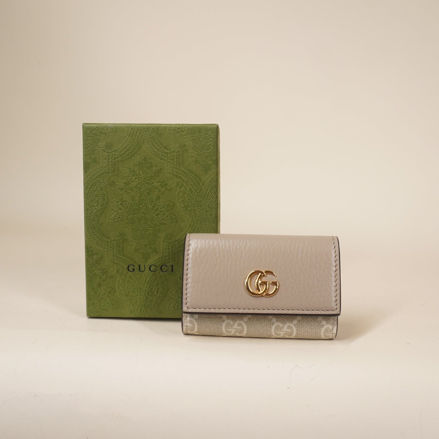 PRE-OWNED Dollar Calfskin GG Supreme Monogram Marmont 6 Key Holder Case