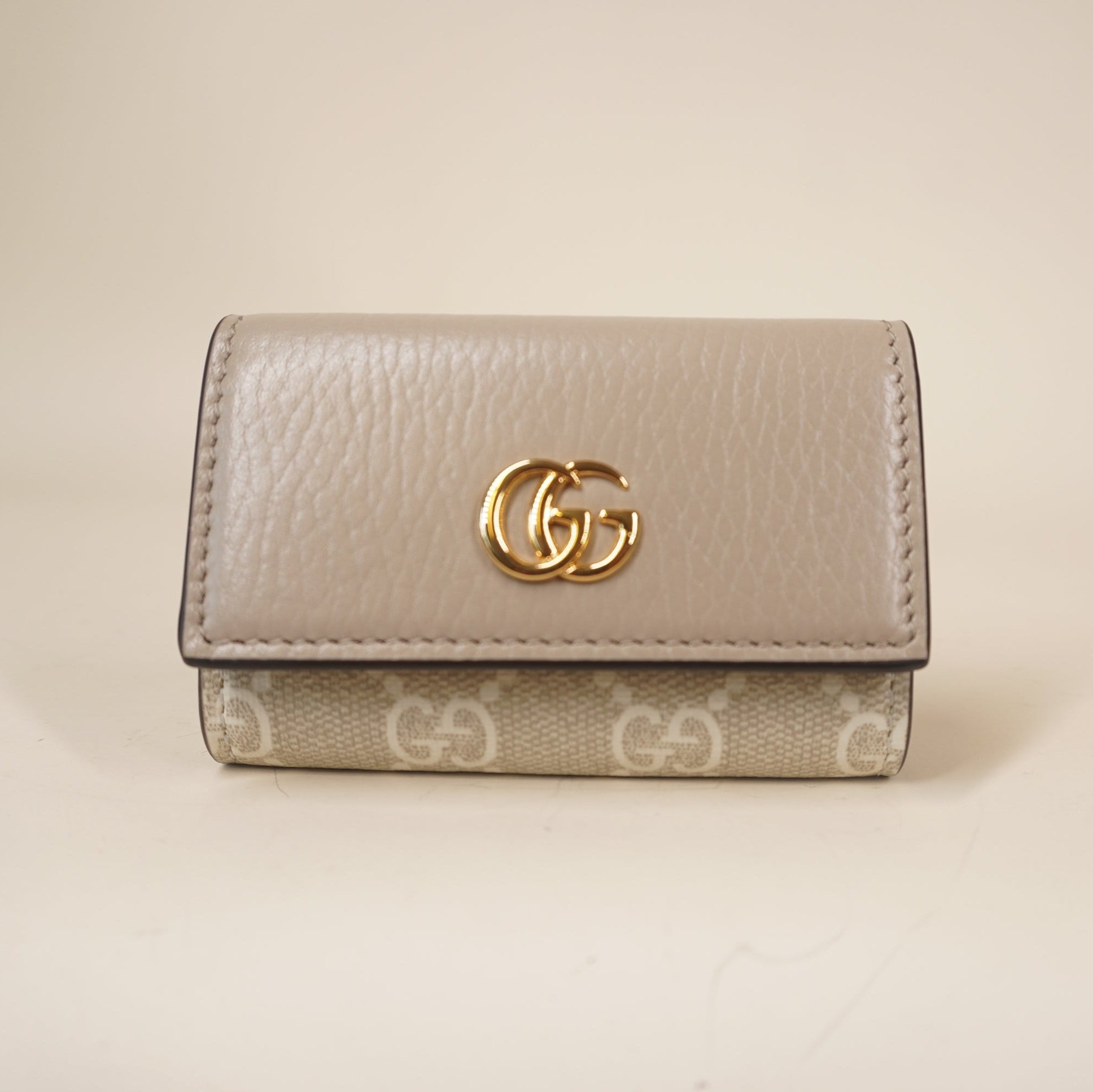 PRE-OWNED Dollar Calfskin GG Supreme Monogram Marmont 6 Key Holder Case