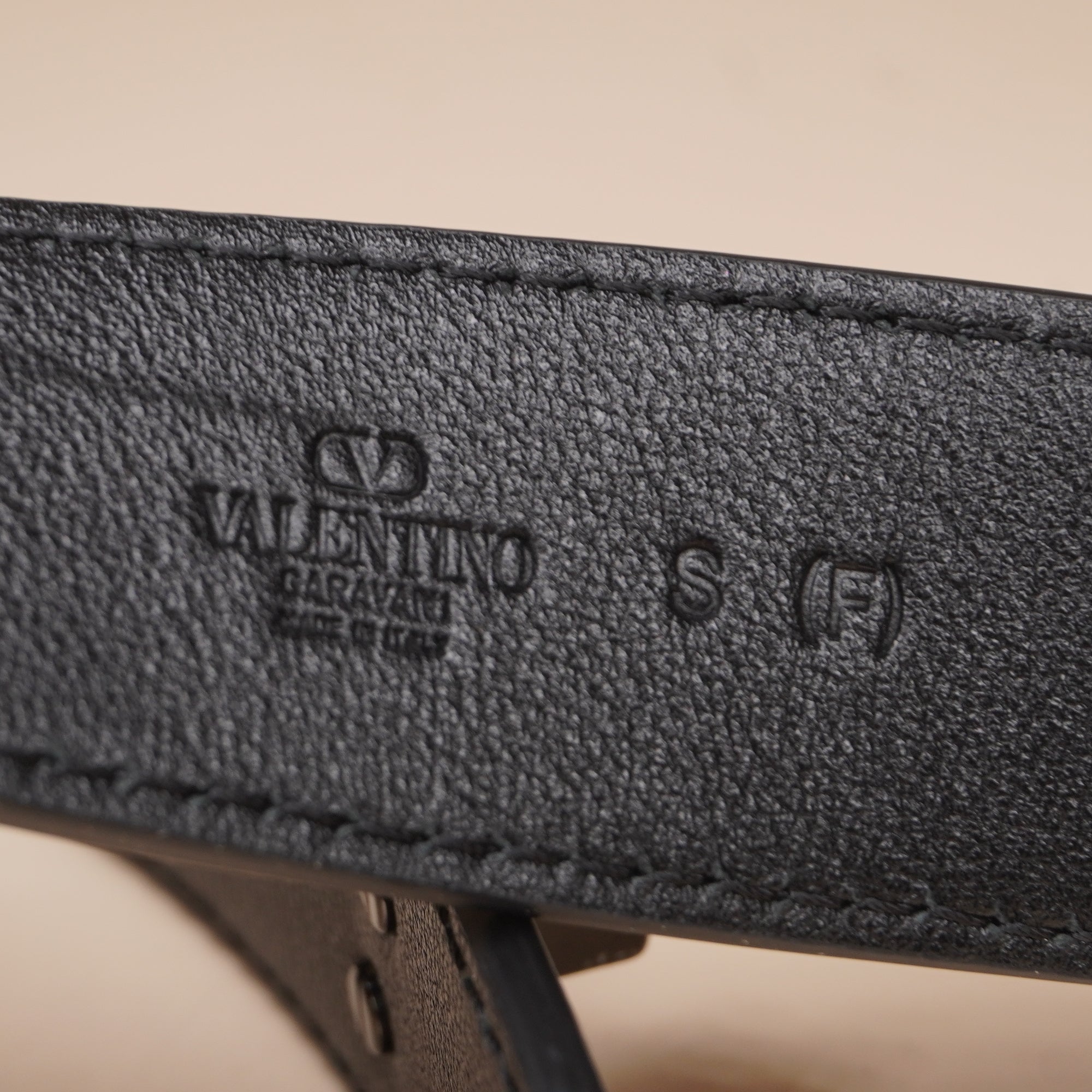 PRE-OWNED The Bold Edition VLogo Belt 30mm