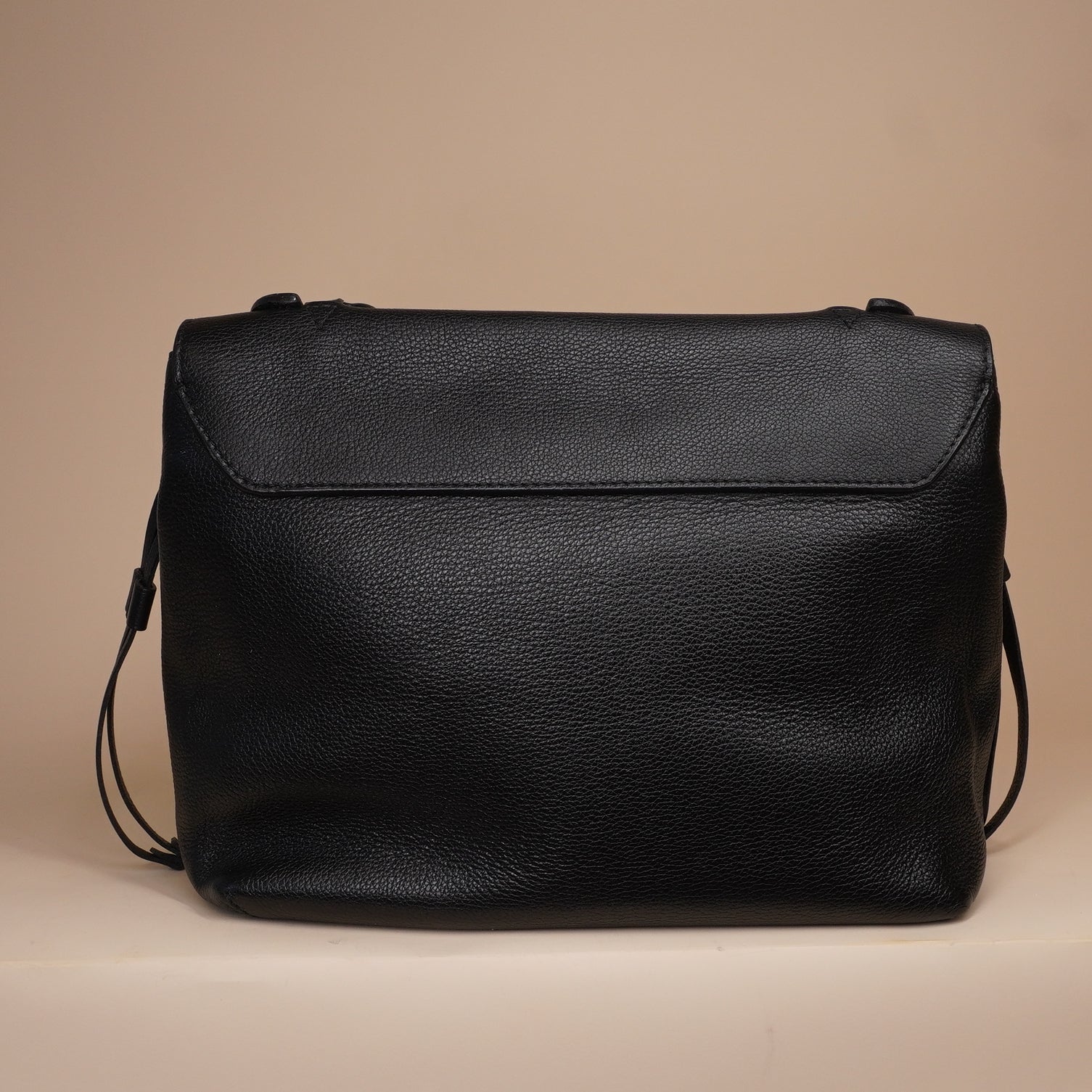 PRE-OWNED LV Black Calfskin Leather Lockme MM Bag