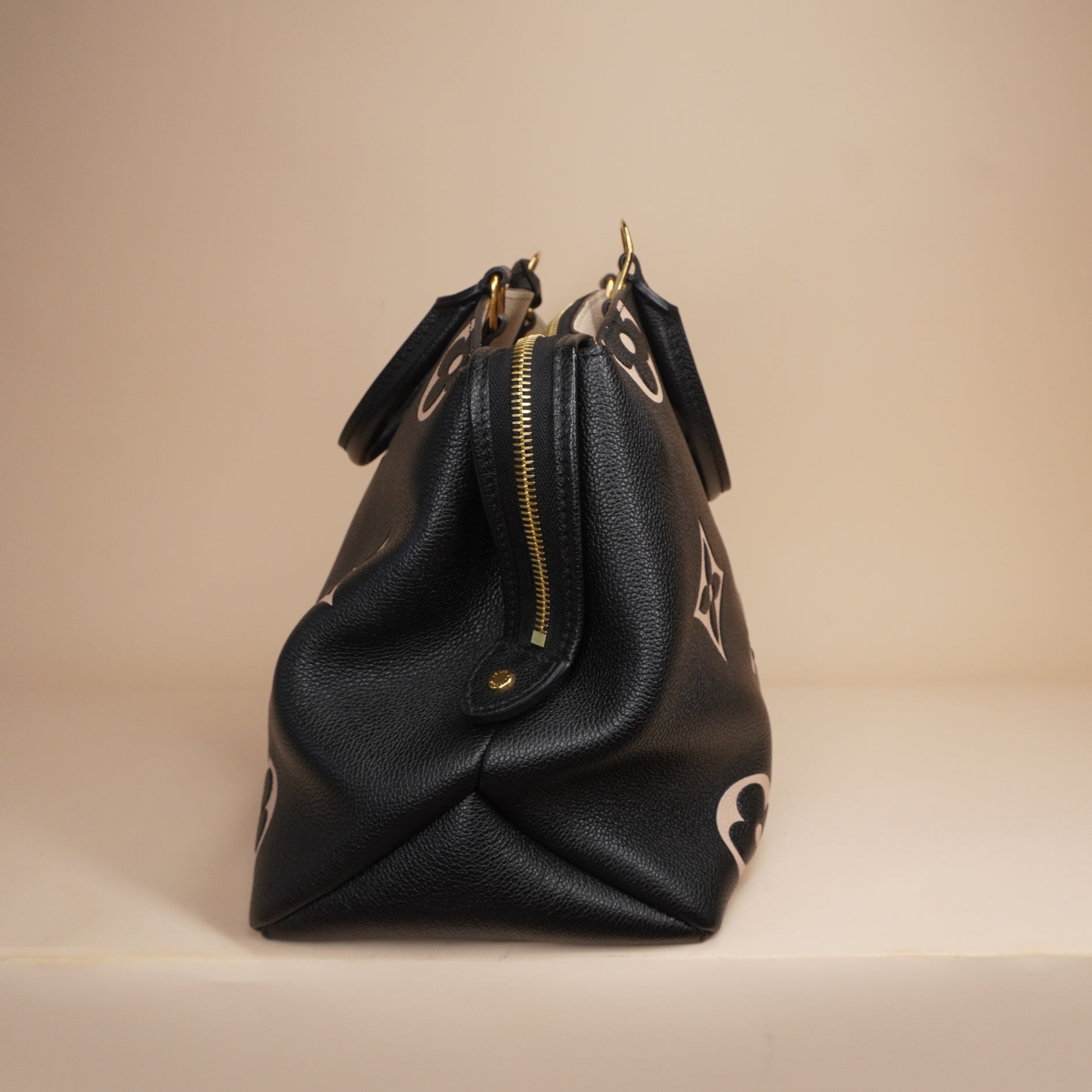 PRE-OWNED LV Empreinte Monogram Giant Petit Palais Black Beige