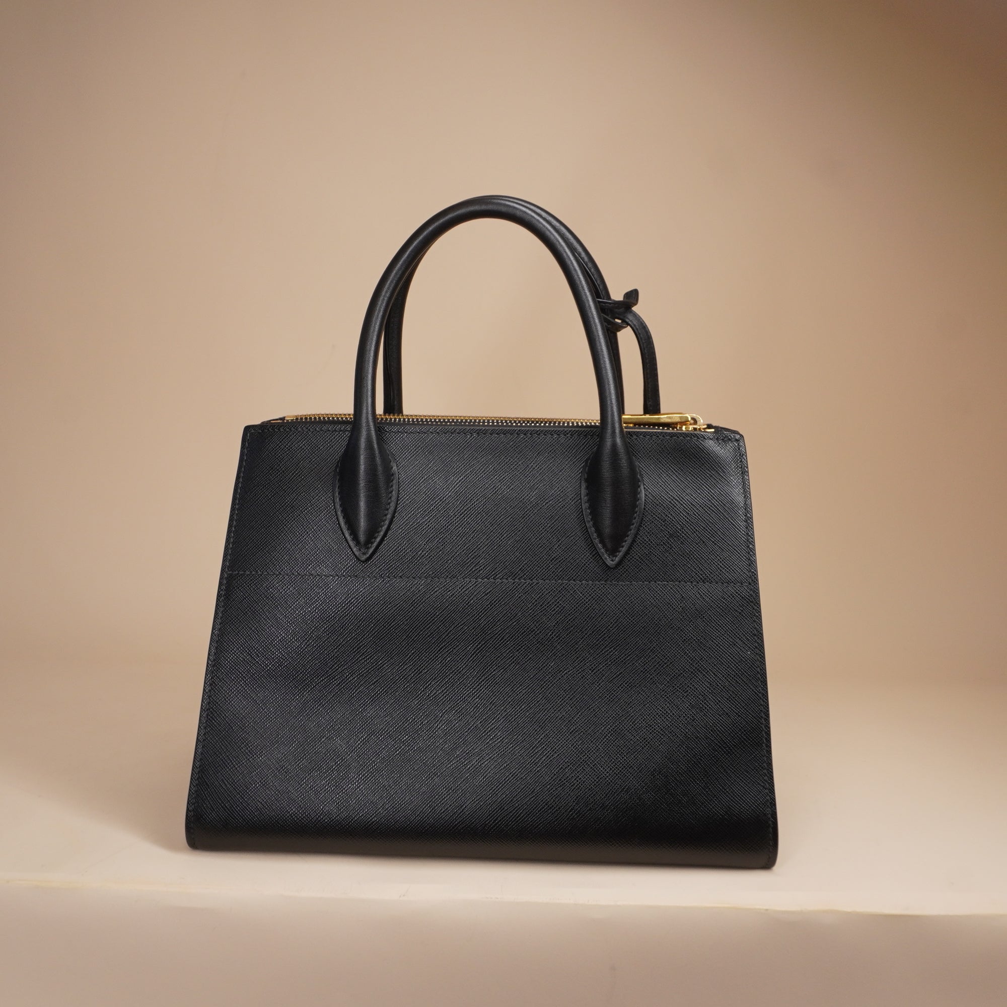 PRE-OWNED Black Saffiano Lux Paradigme Tote with Strap Shoulder Bag