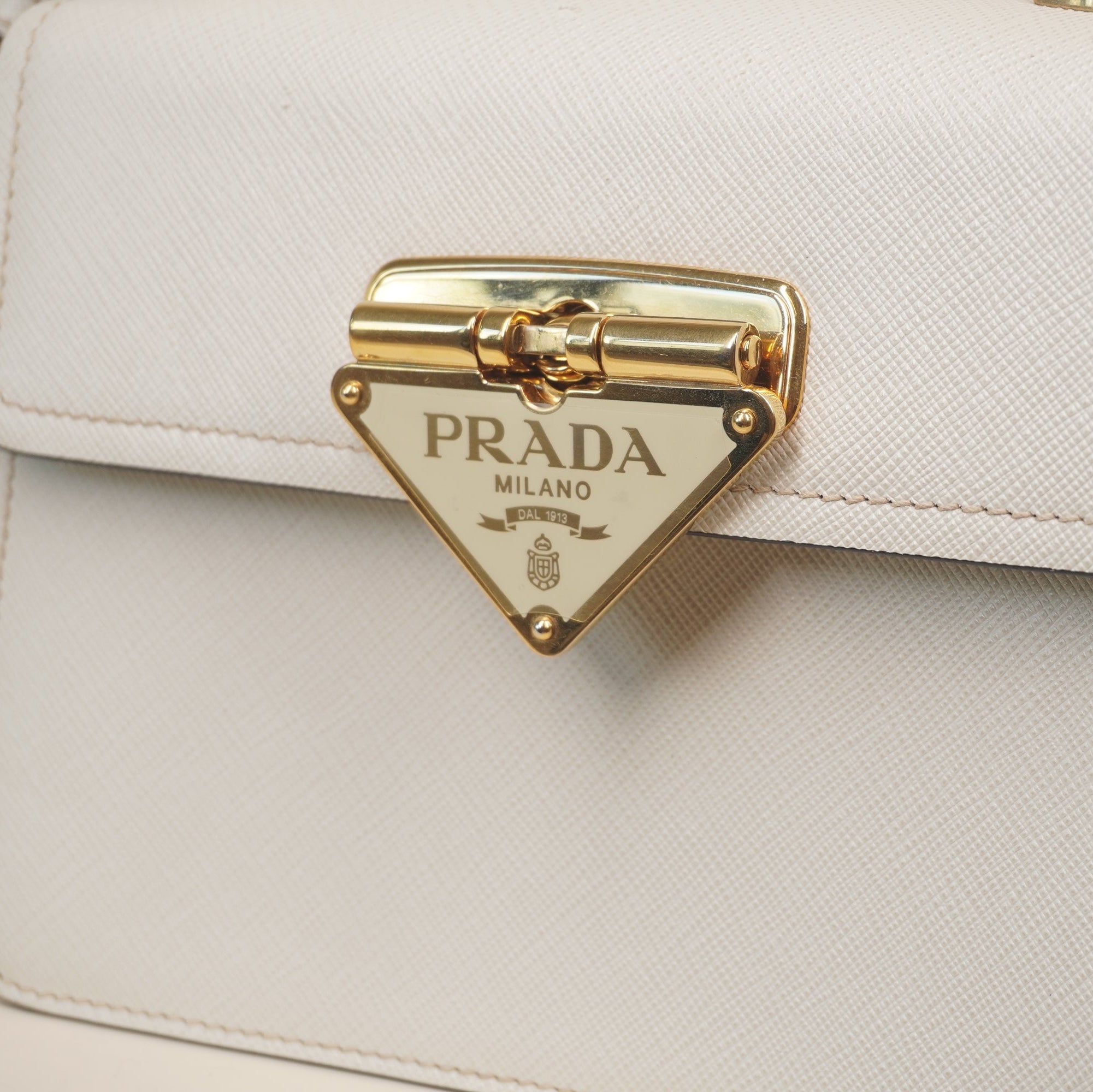 PRE-OWNED White Flip Lock Shoulder Bag Saffiano Leather