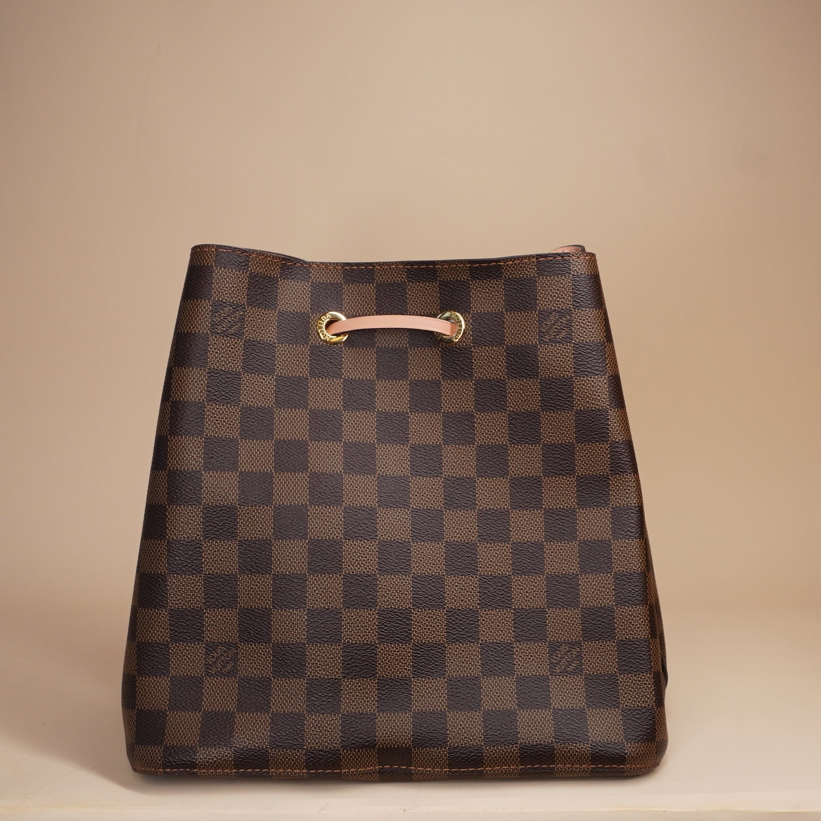PRE-OWNED LV Venus Pink Damier Ebene Neonoe MM Shoulder Bag