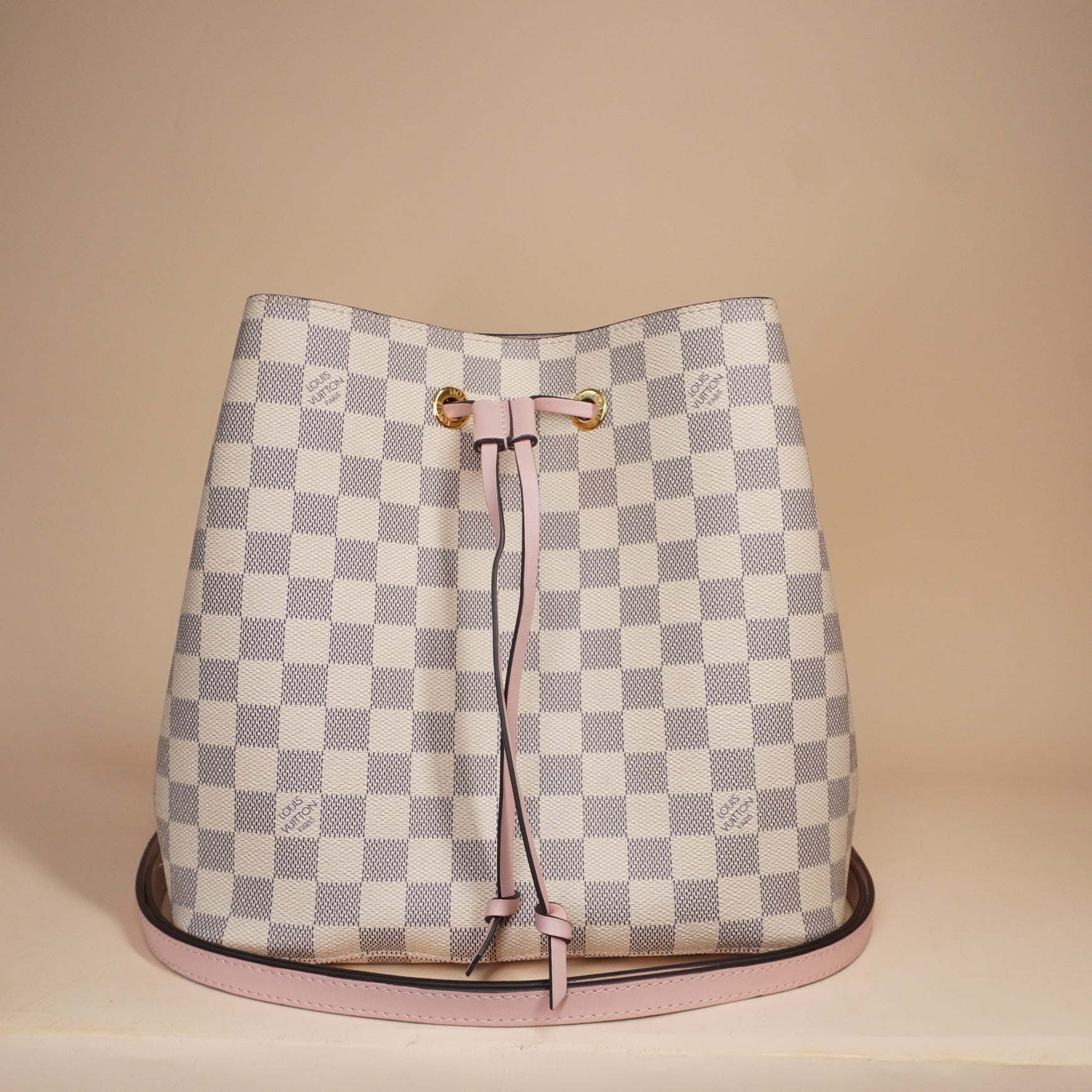 PRE-OWNED LV Damier Azur Neonoe MM Eau De Rose Shoulder Bag