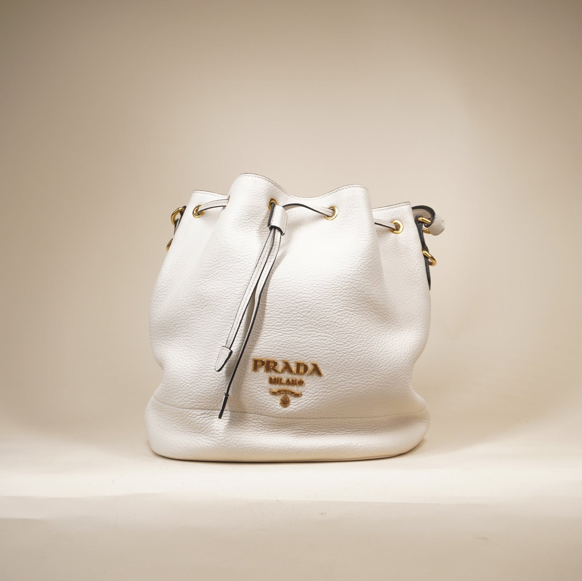 PRE-OWNED White Cream Vitello Bucket Bag