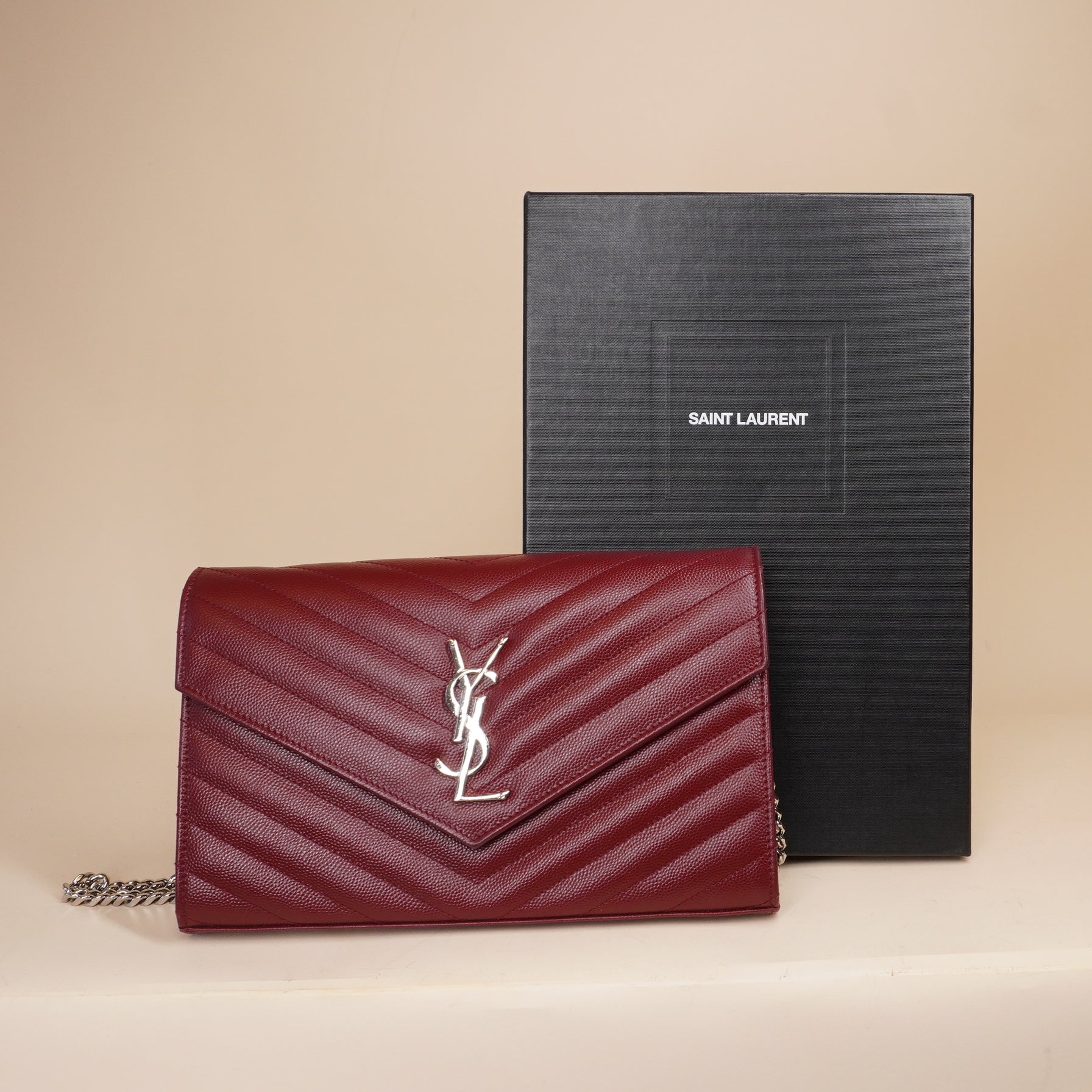 PRE-OWNED Burgundy Chevron Quilted Grained Leather Envelope Wallet on Chain Bag