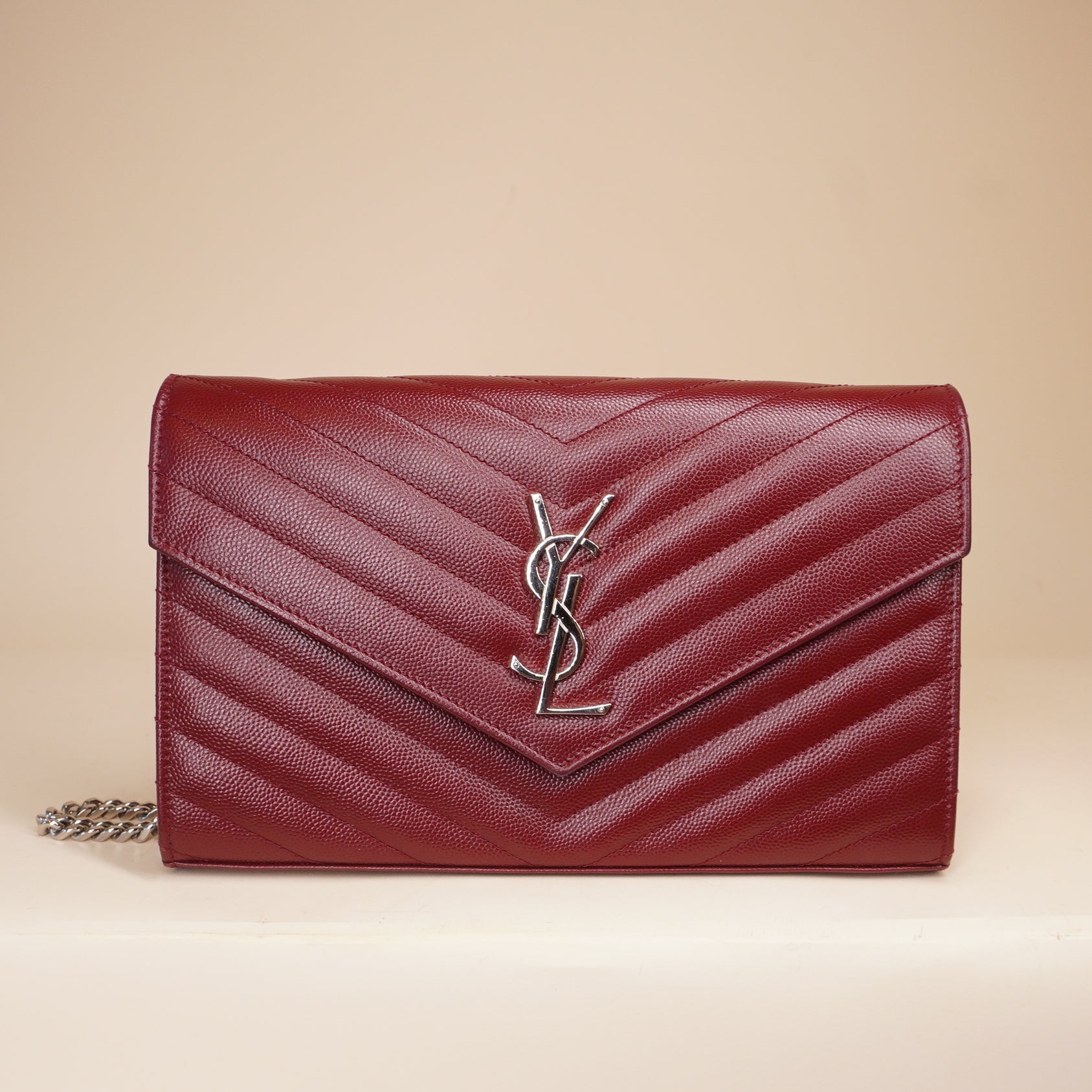 PRE-OWNED Burgundy Chevron Quilted Grained Leather Envelope Wallet on Chain Bag