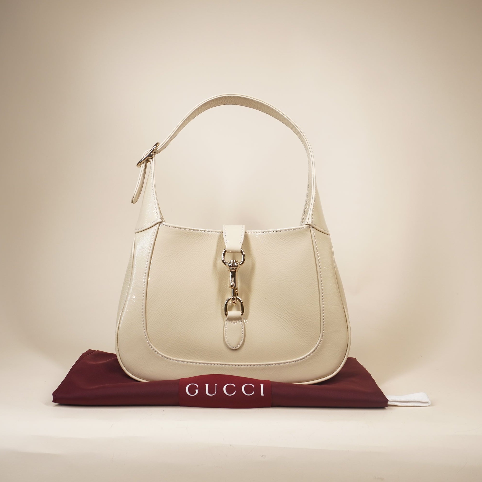 PRE-OWNED Jackie 1961 Shoulder Bag Cream Patent Leather