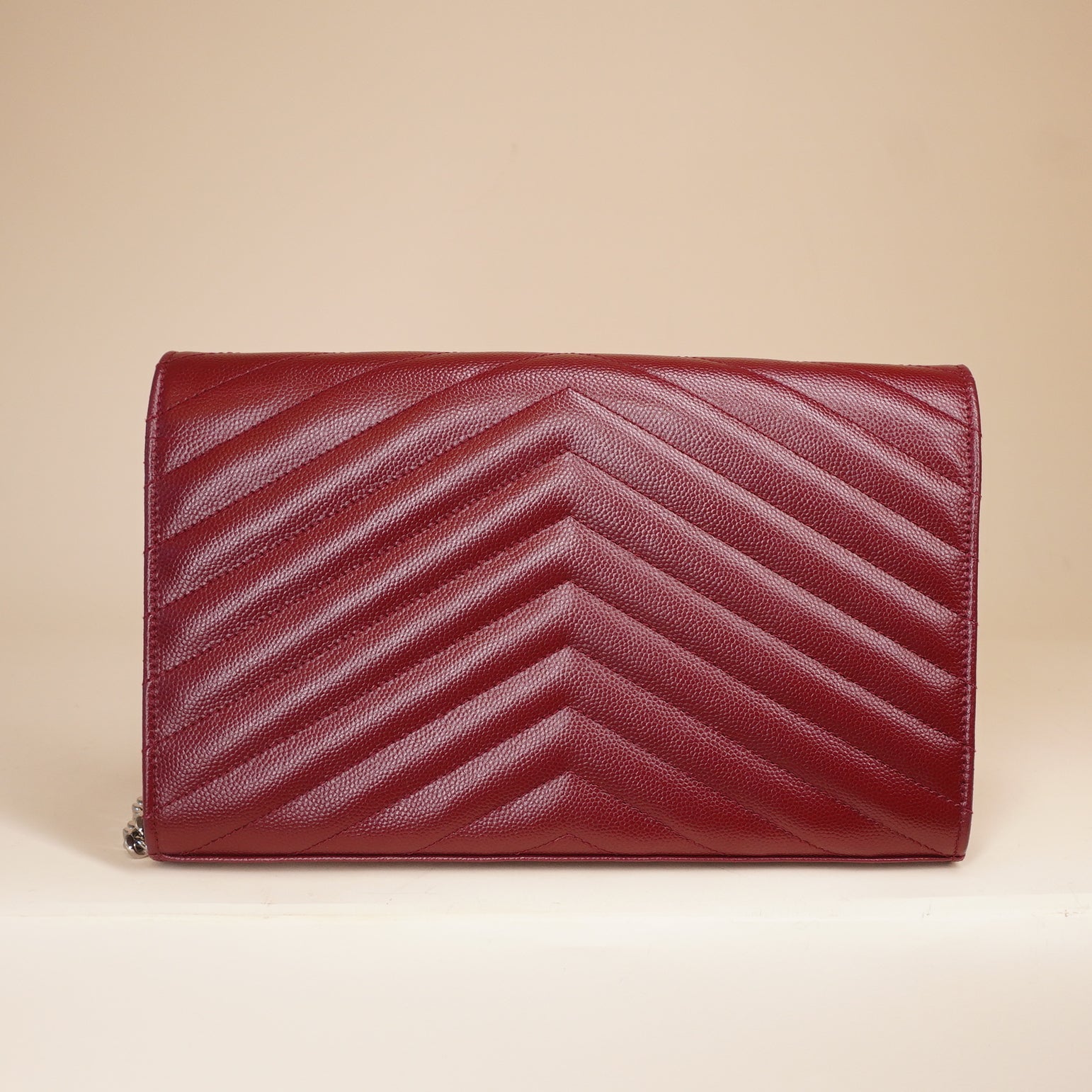 PRE-OWNED Burgundy Chevron Quilted Grained Leather Envelope Wallet on Chain Bag