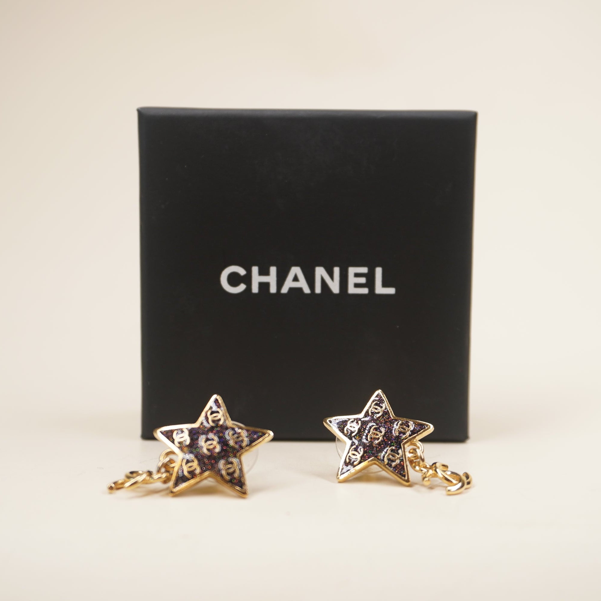 PRE-OWNED CC Gold Multi Hardware Earrings