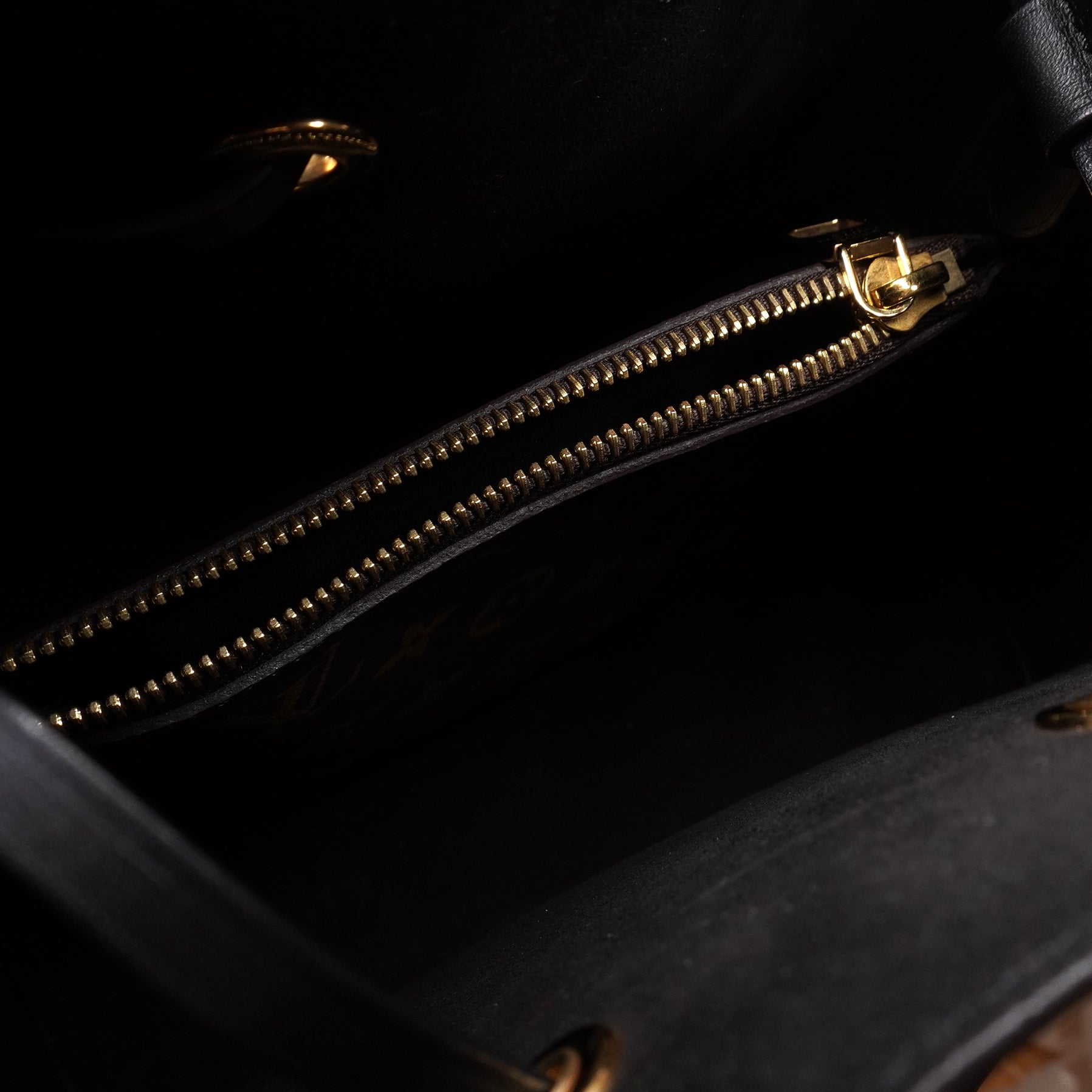 PRE-OWNED LV Monogram Neonoe MM Black