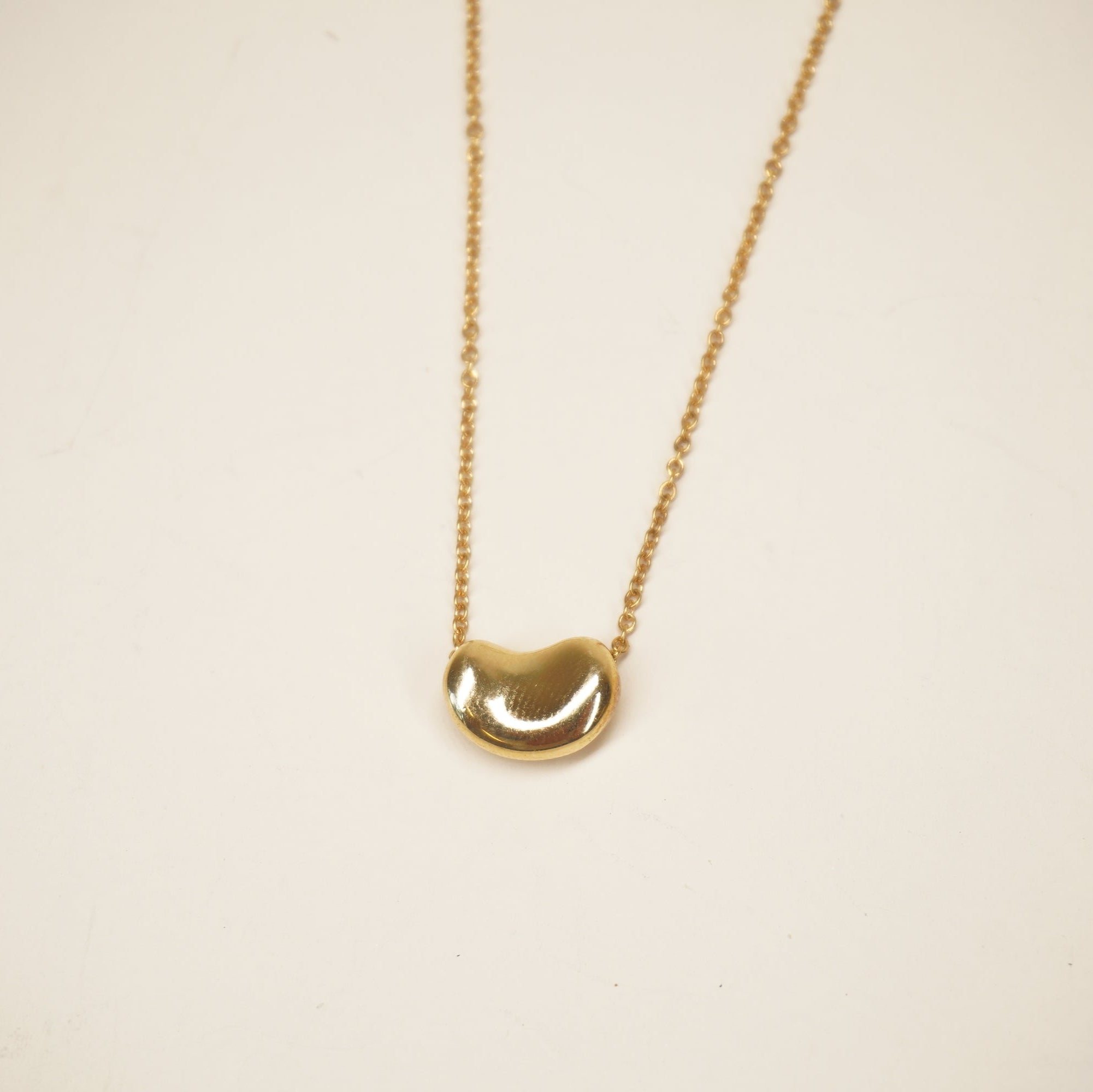 PRE-OWNED 18K Yellow Gold Bean Necklace