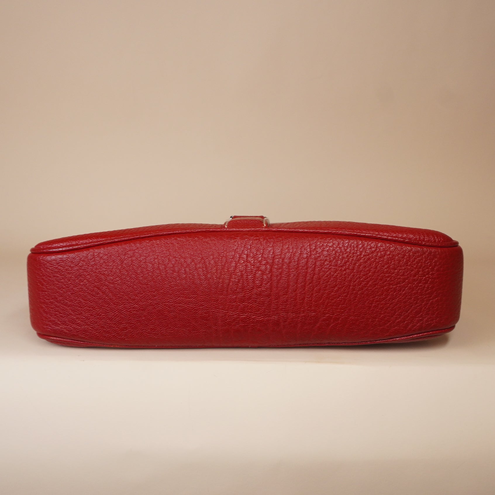 PRE-OWNED Vara Red Leather Shoulder Bag