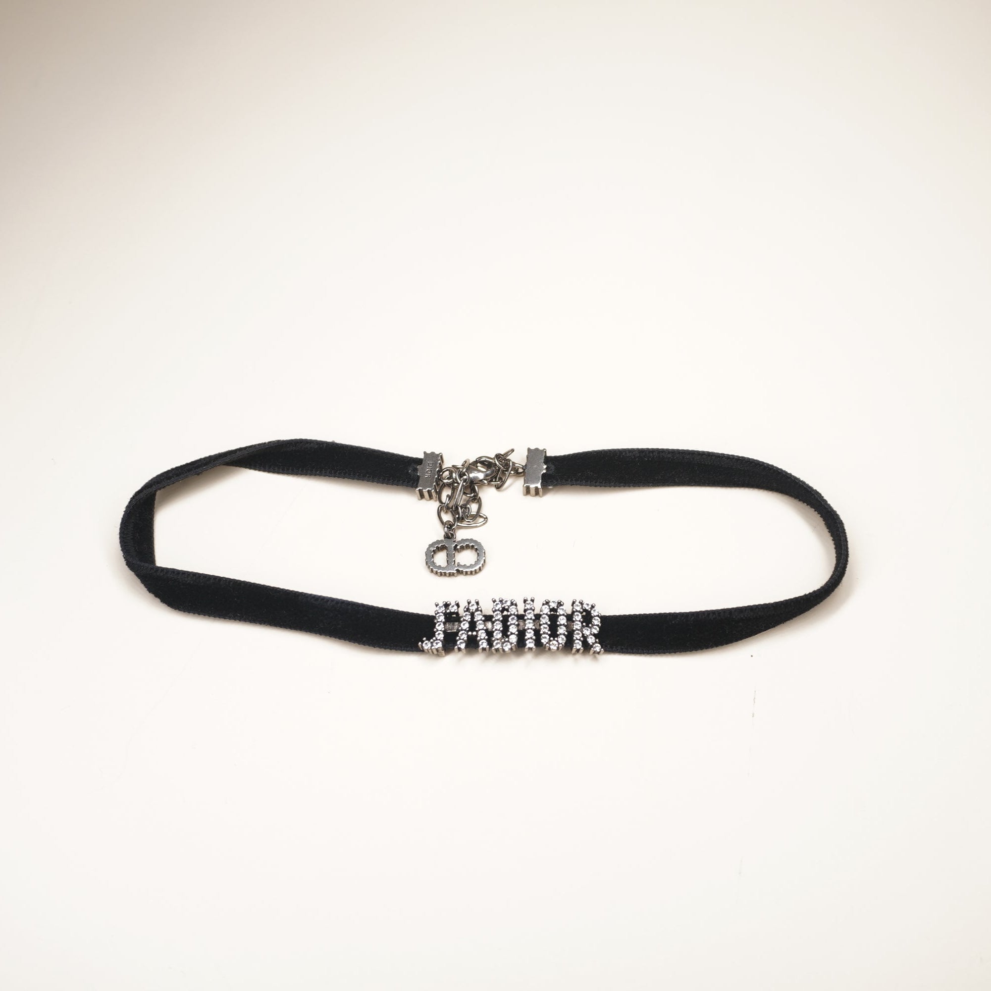 PRE-OWNED Black Velvet Crystal J’Adior Choker Necklace 