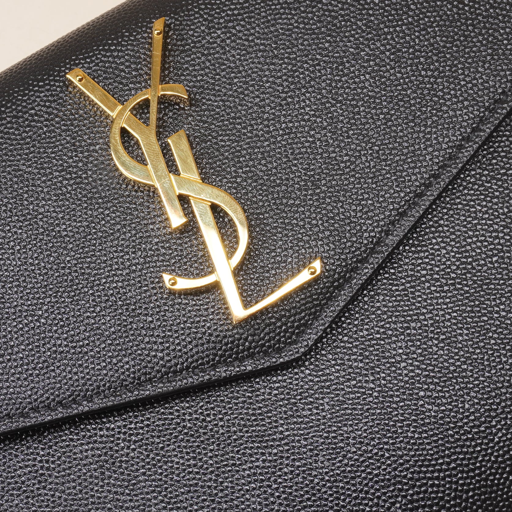 PRE-OWNED Grain De Poudre Uptown Pouch Black