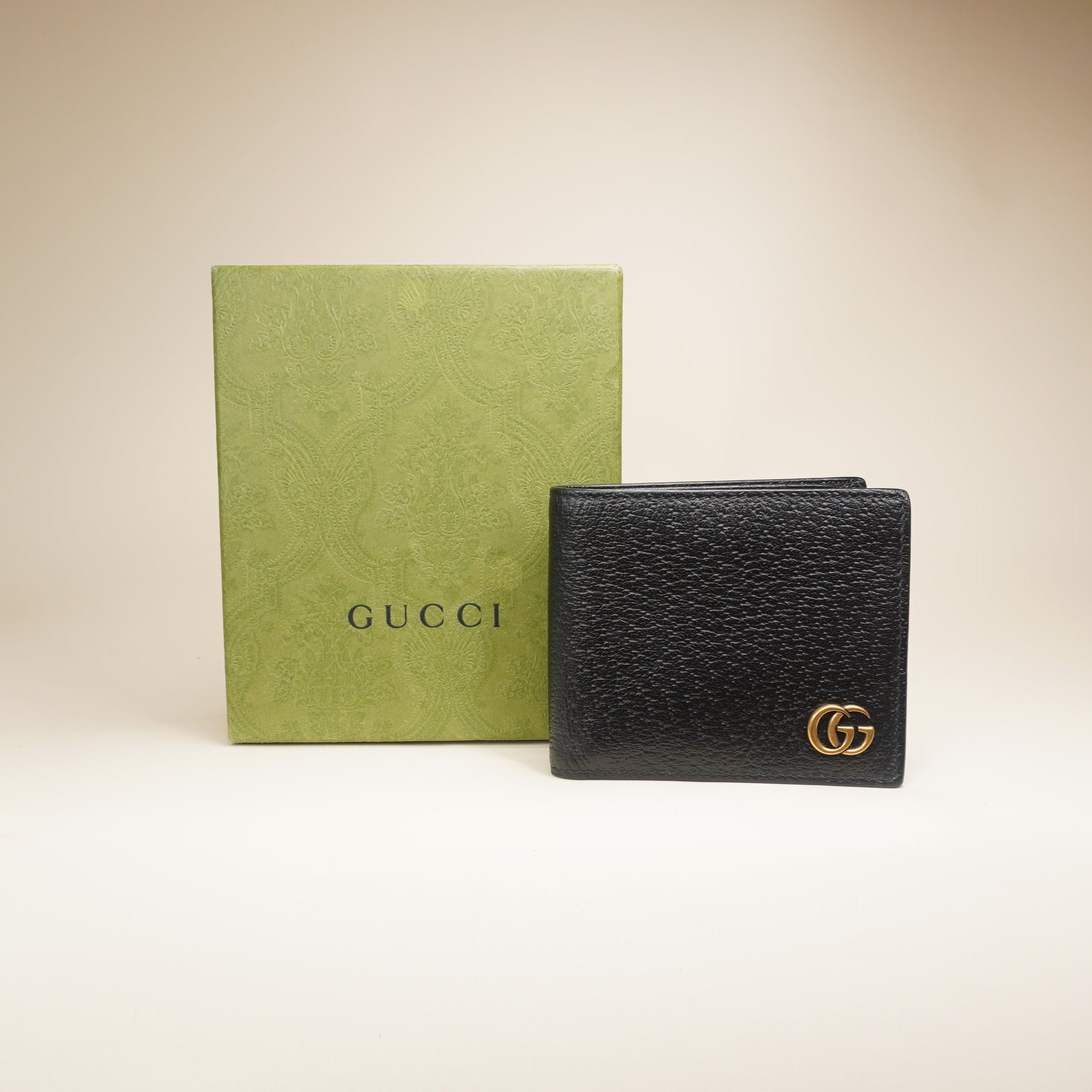 PRE-OWNED GG Marmont Leather Bi-fold Black Wallet