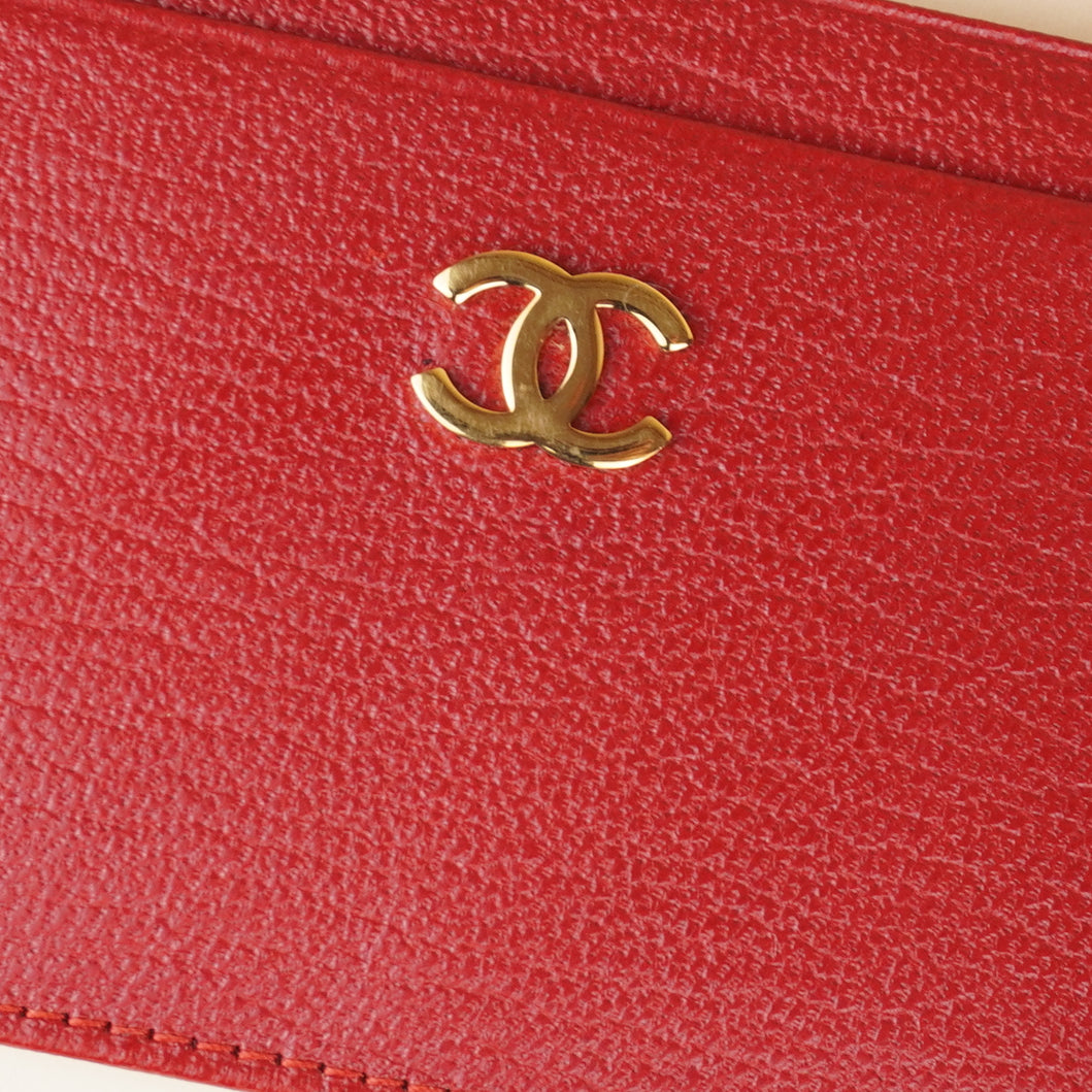PRE-OWNED CC Vintage Red Leather Card Holder