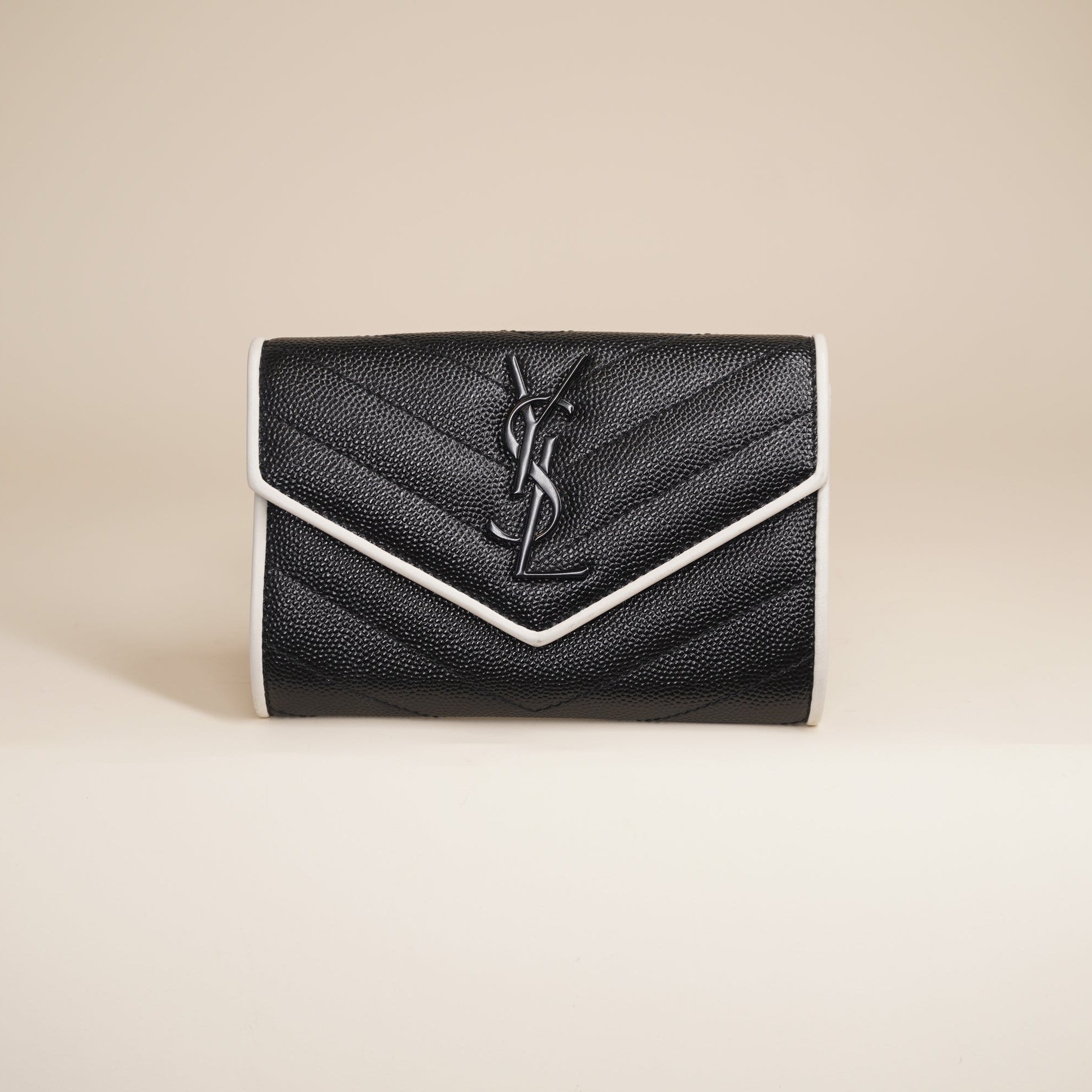 PRE-OWNED YSL Grain De Poudre Matelasse Chevron Monogram Envelope Short Wallet Black White