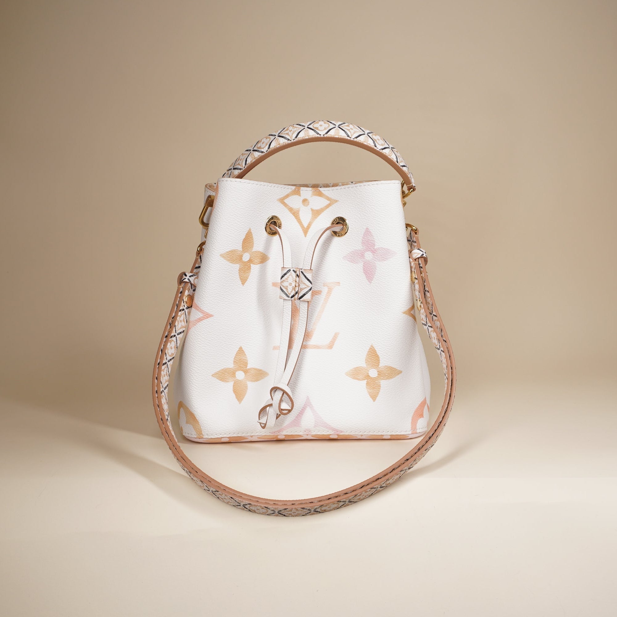 PRE-OWNED LV Neonoe BB Monogram White Coated Canvas Shoulder Bag