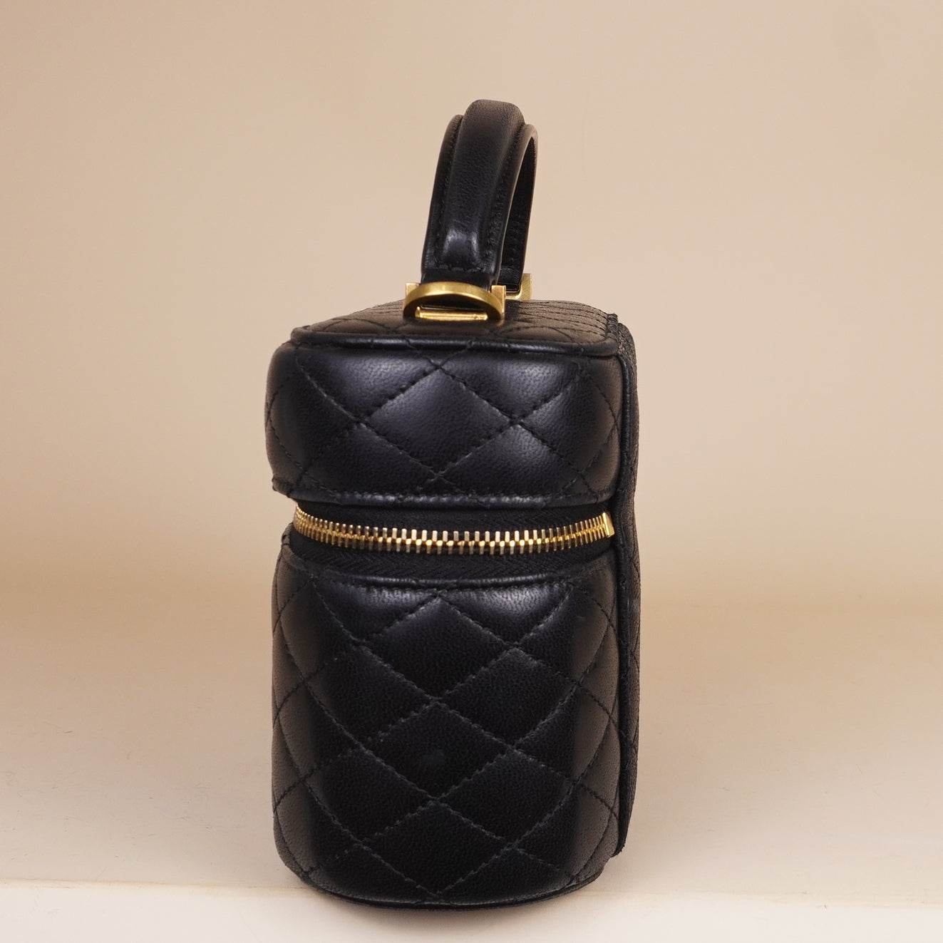 PRE-OWNED Lambskin Quilted Mini Gaby Vanity Case Black