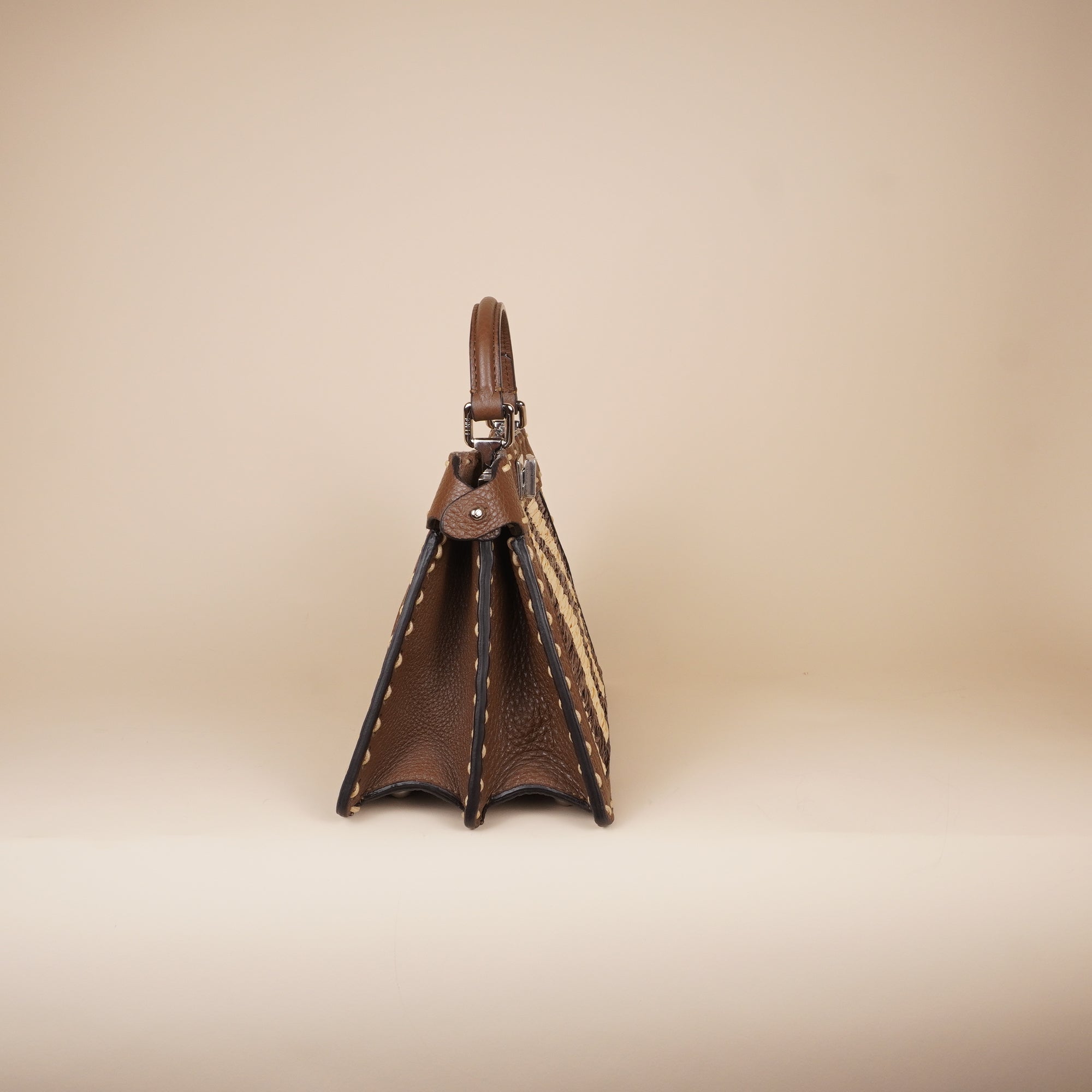 PRE-OWNED FF Cuoio Romano Raffia Woven Petite Peekaboo I SEE U Satchel in Natural and Gianduia.