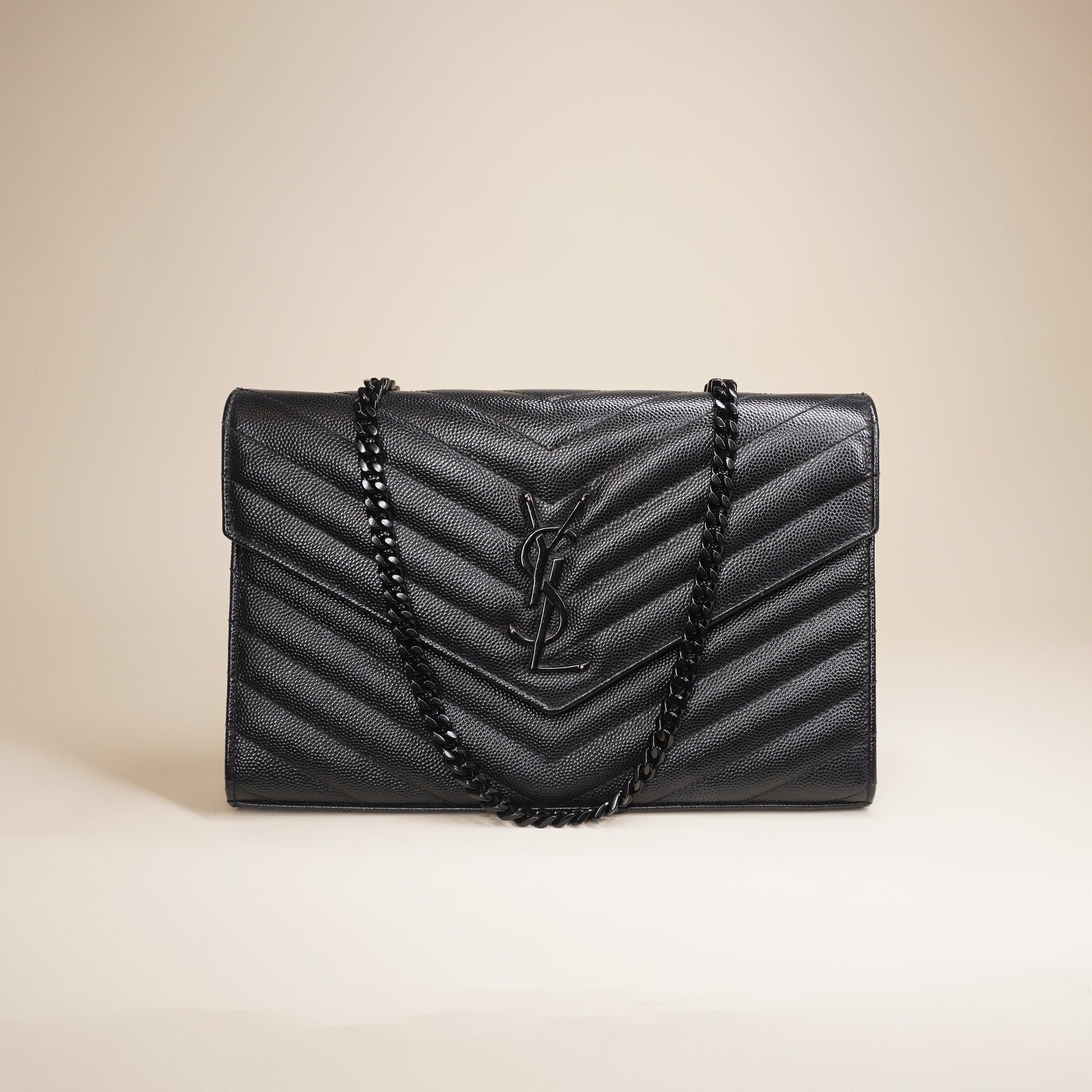 PRE-OWNED Grain De Poudre Matelasse Chevron Monogram Monochrome Chain Wallet