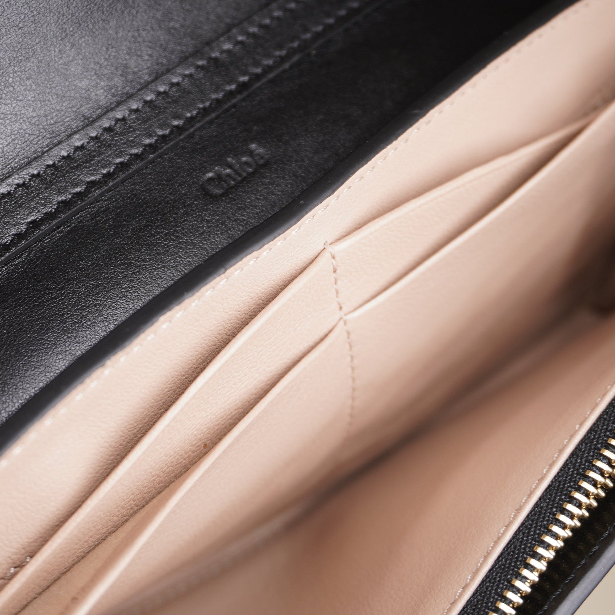 PRE-OWNED Leather Aby Wallet on Chain Black Crossbody Bag