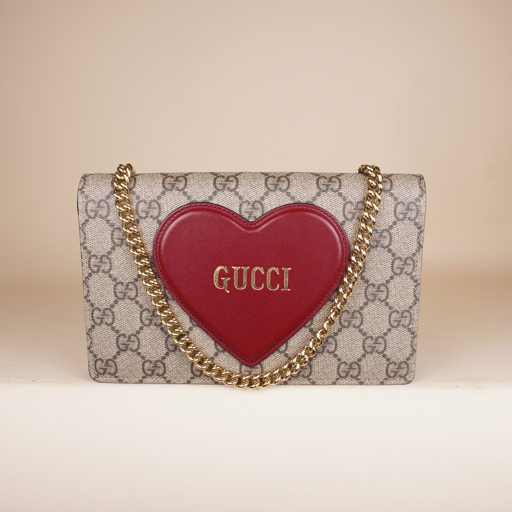 PRE-OWNED GG Supreme Monogram Script Logo Heart Wallet on Chain Crossbody Bag