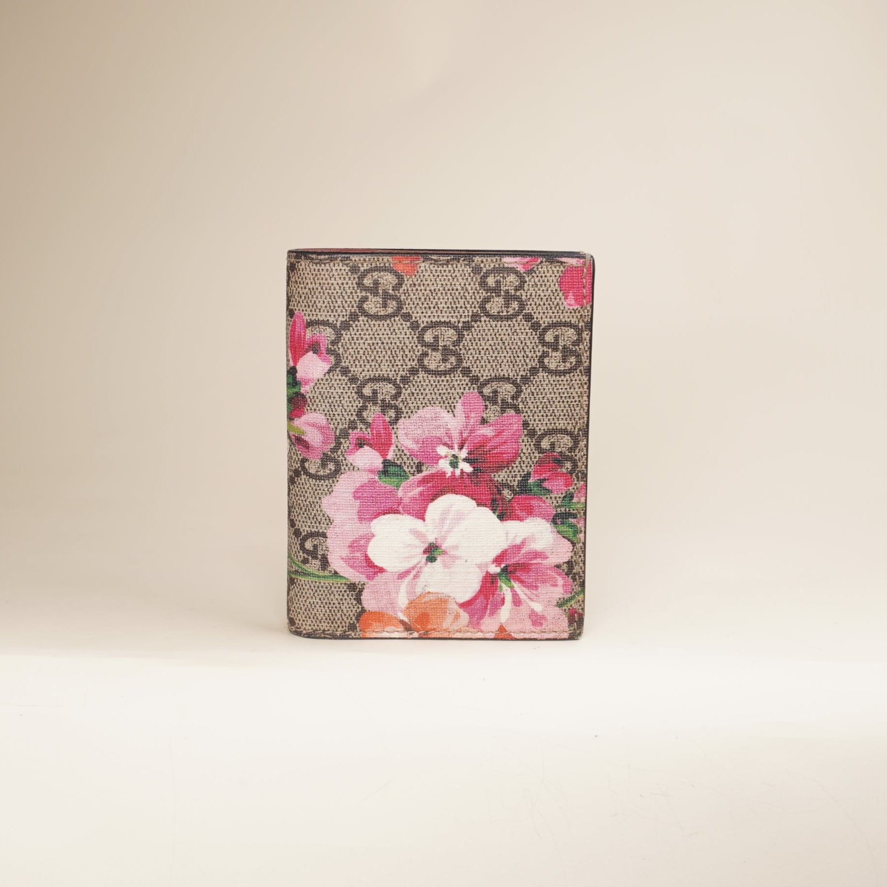 PRE-OWNED GG Supreme Monogram Blooms Card Case Wallet Beige Multicolor Dry Rose