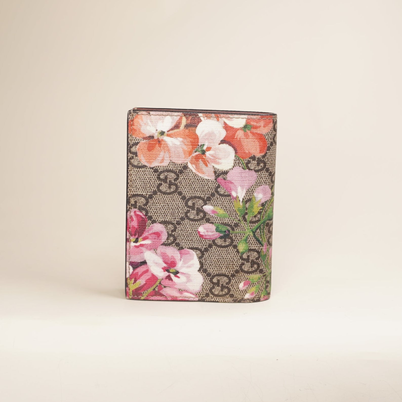 PRE-OWNED GG Supreme Monogram Blooms Card Case Wallet Beige Multicolor Dry Rose