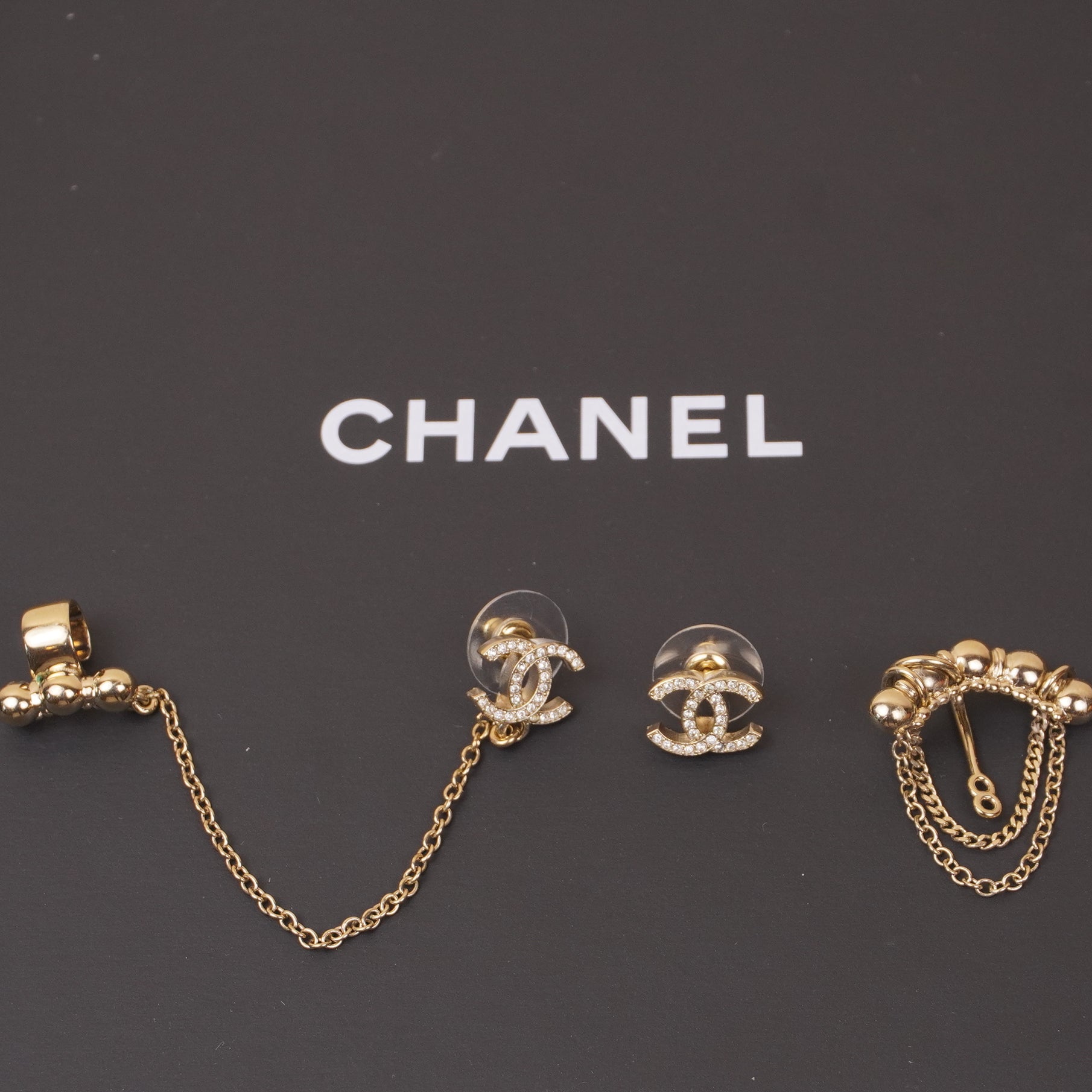 PRE-OWNED CC Crystal-Embellishments Earrings