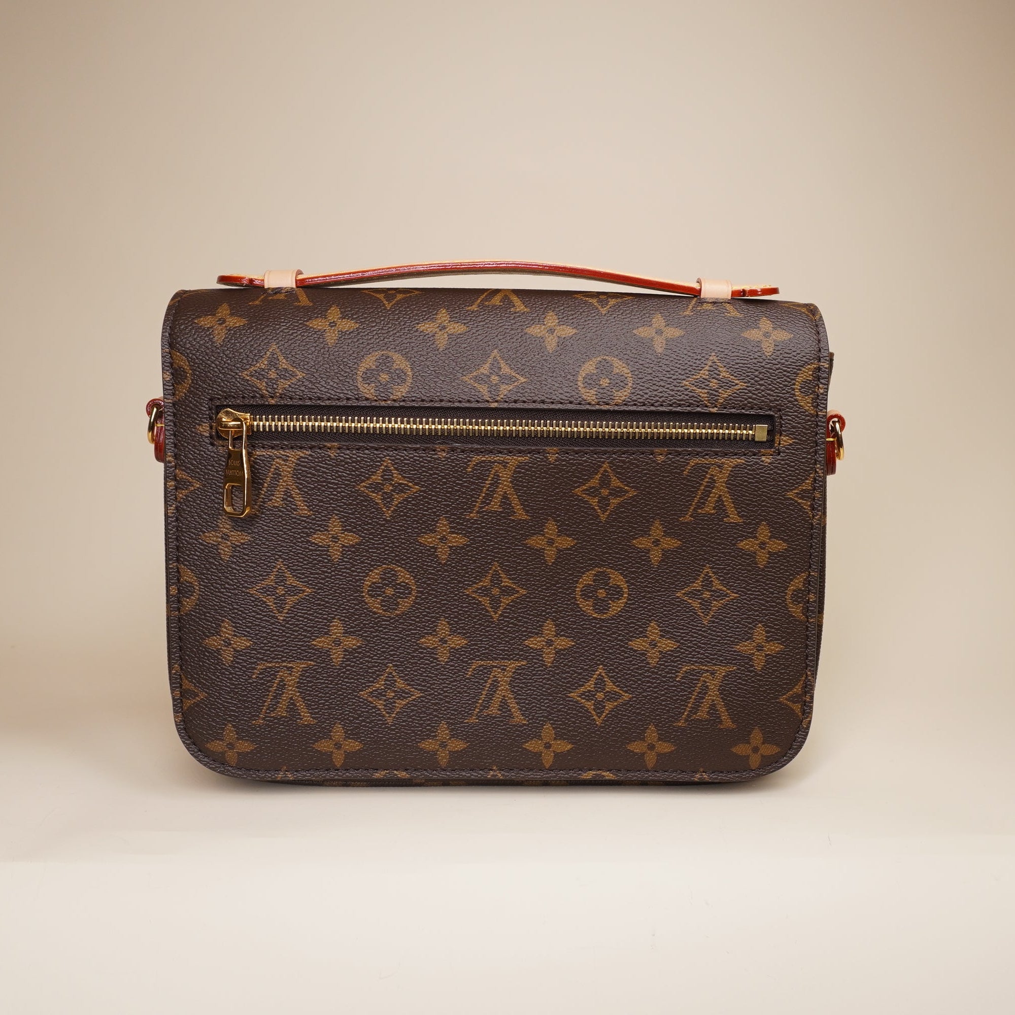 PRE-OWNED LV Metis Pochette Monogram Canvas Shoulder Bag