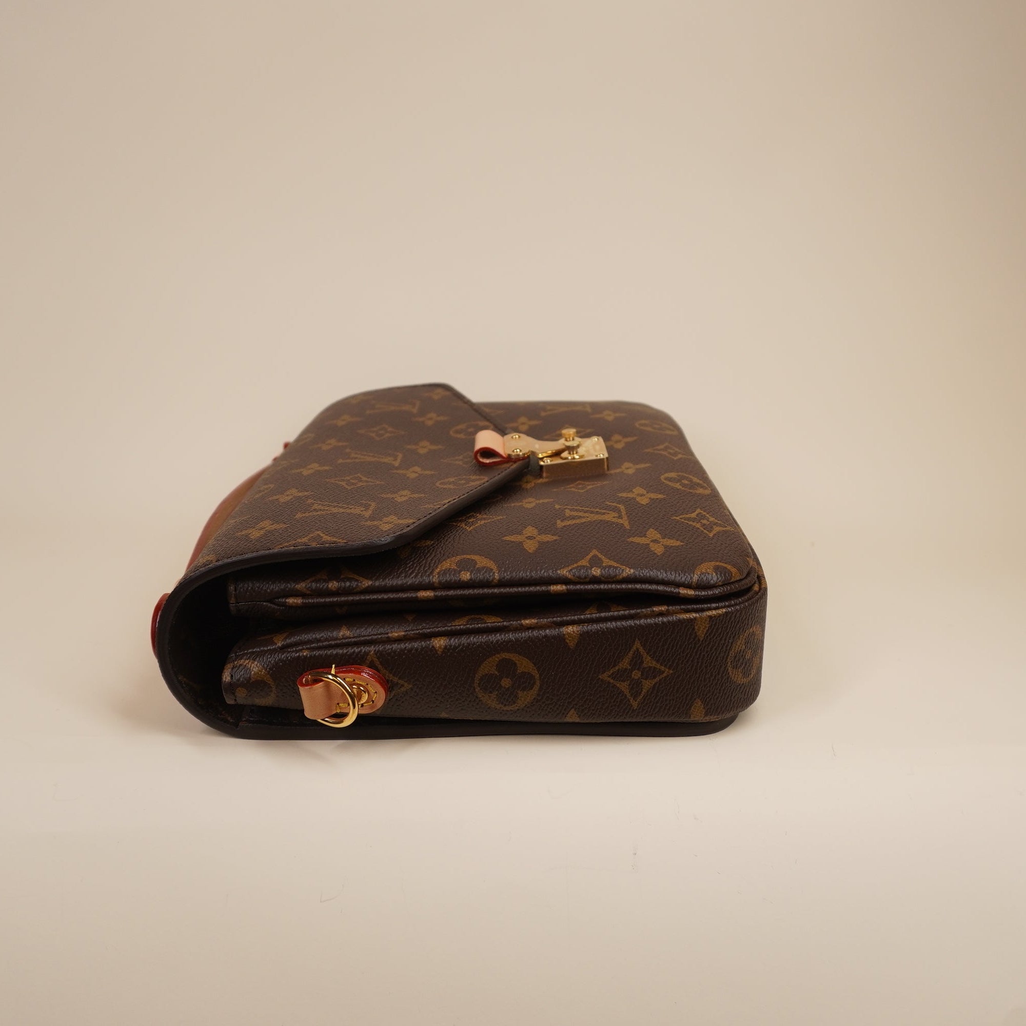 PRE-OWNED LV Metis Pochette Monogram Canvas Shoulder Bag