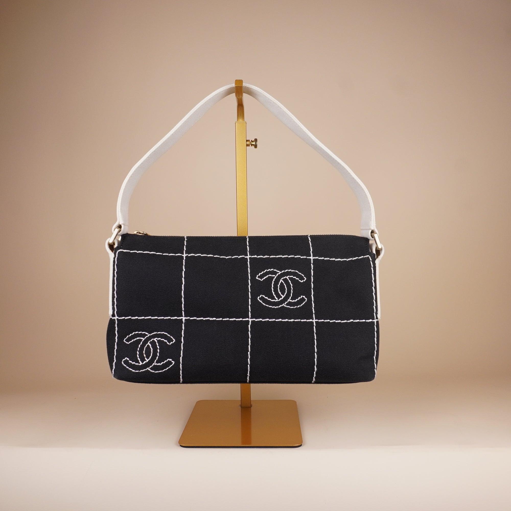 PRE-OWNED CC Chocolate Bar Canvas Shoulder Bag Black Cloth