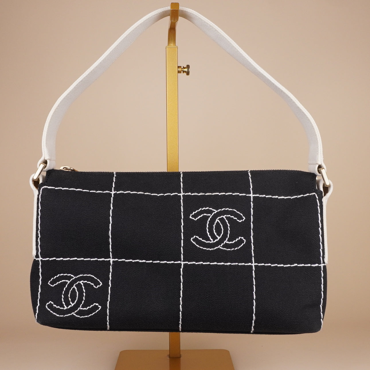 PRE-OWNED CC Chocolate Bar Canvas Shoulder Bag Black Cloth
